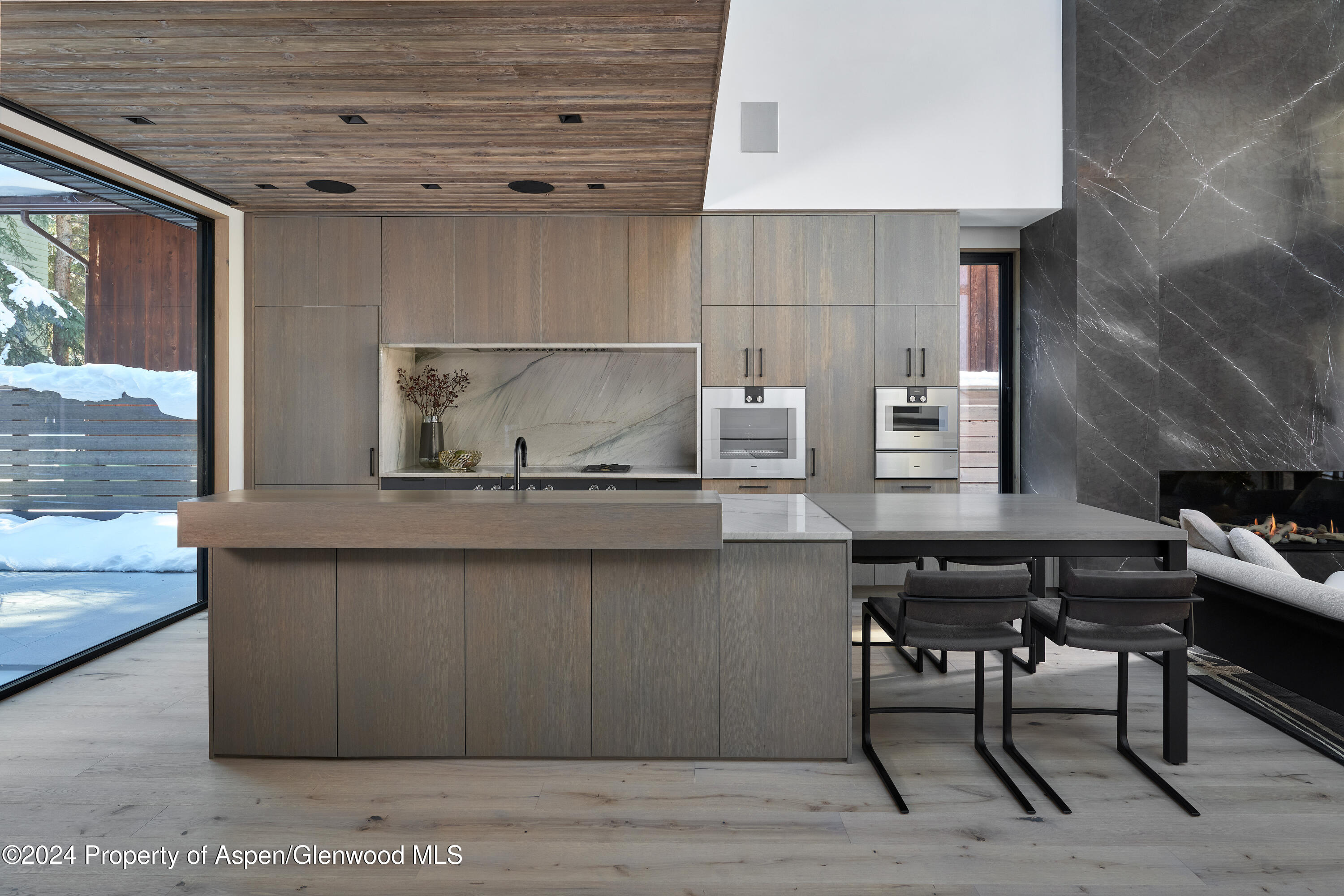 411 Pearl Court Property Photo 11