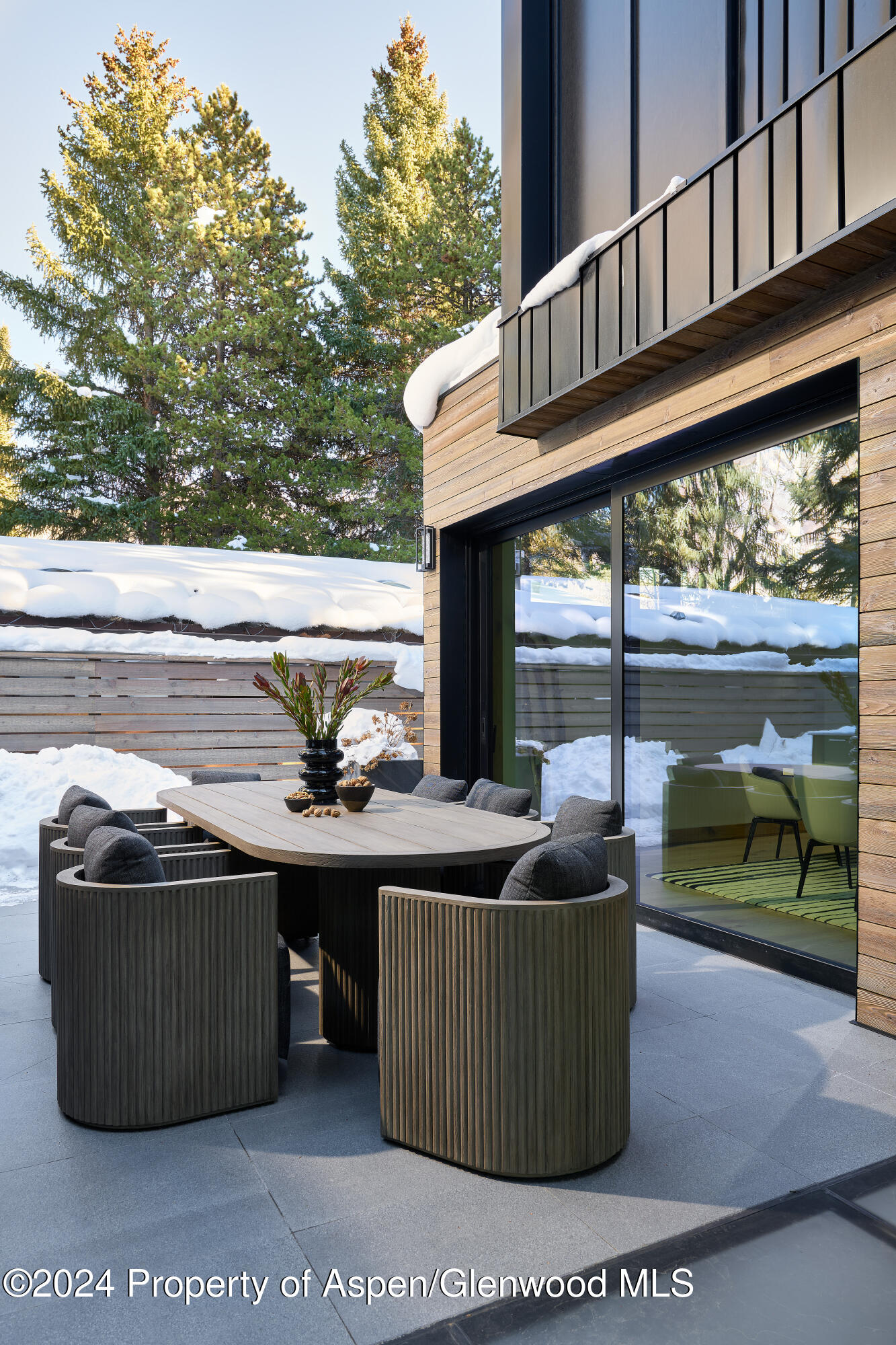 411 Pearl Court Property Photo 14