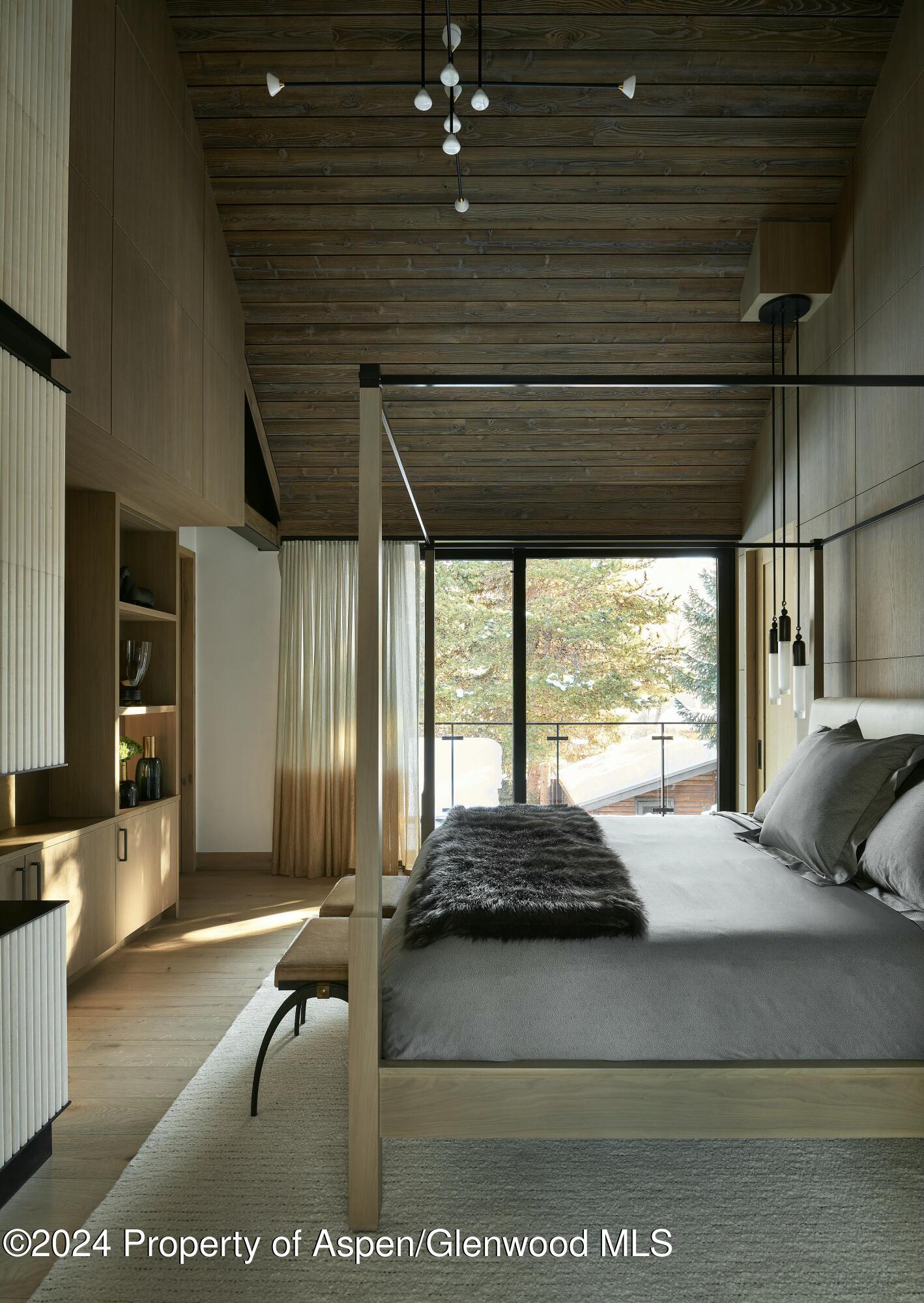 411 Pearl Court Property Photo 19