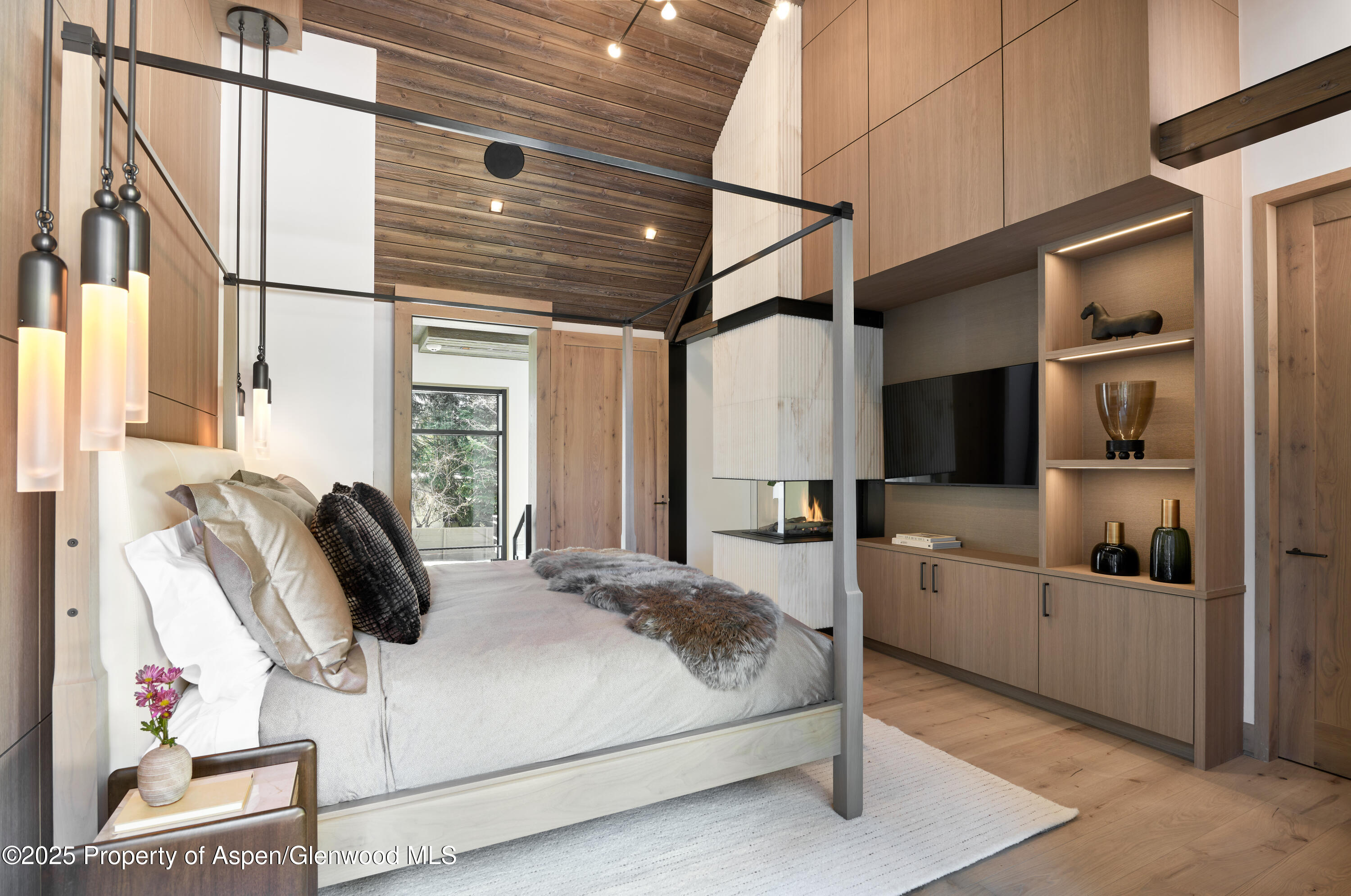 411 Pearl Court Property Photo 20