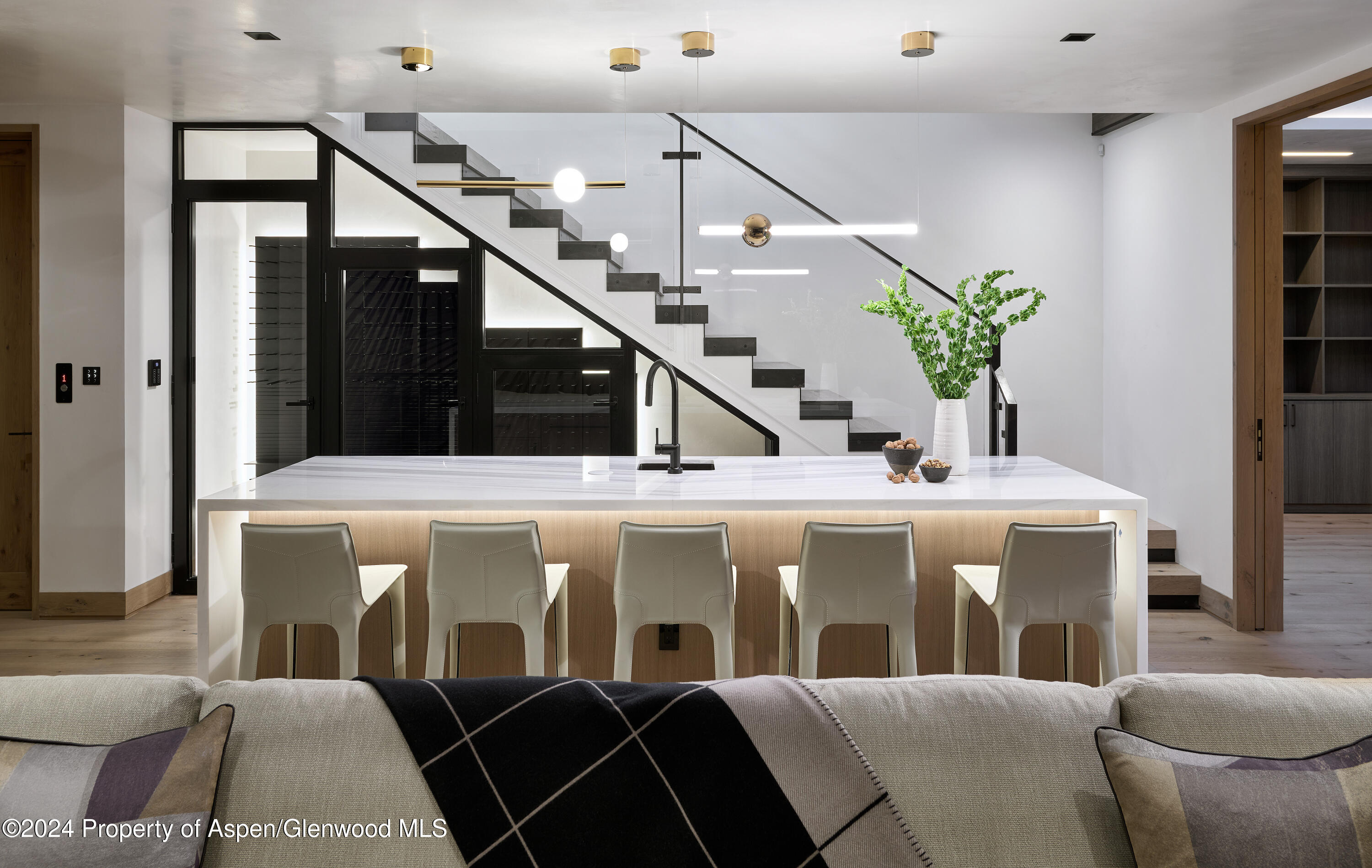 411 Pearl Court Property Photo 29