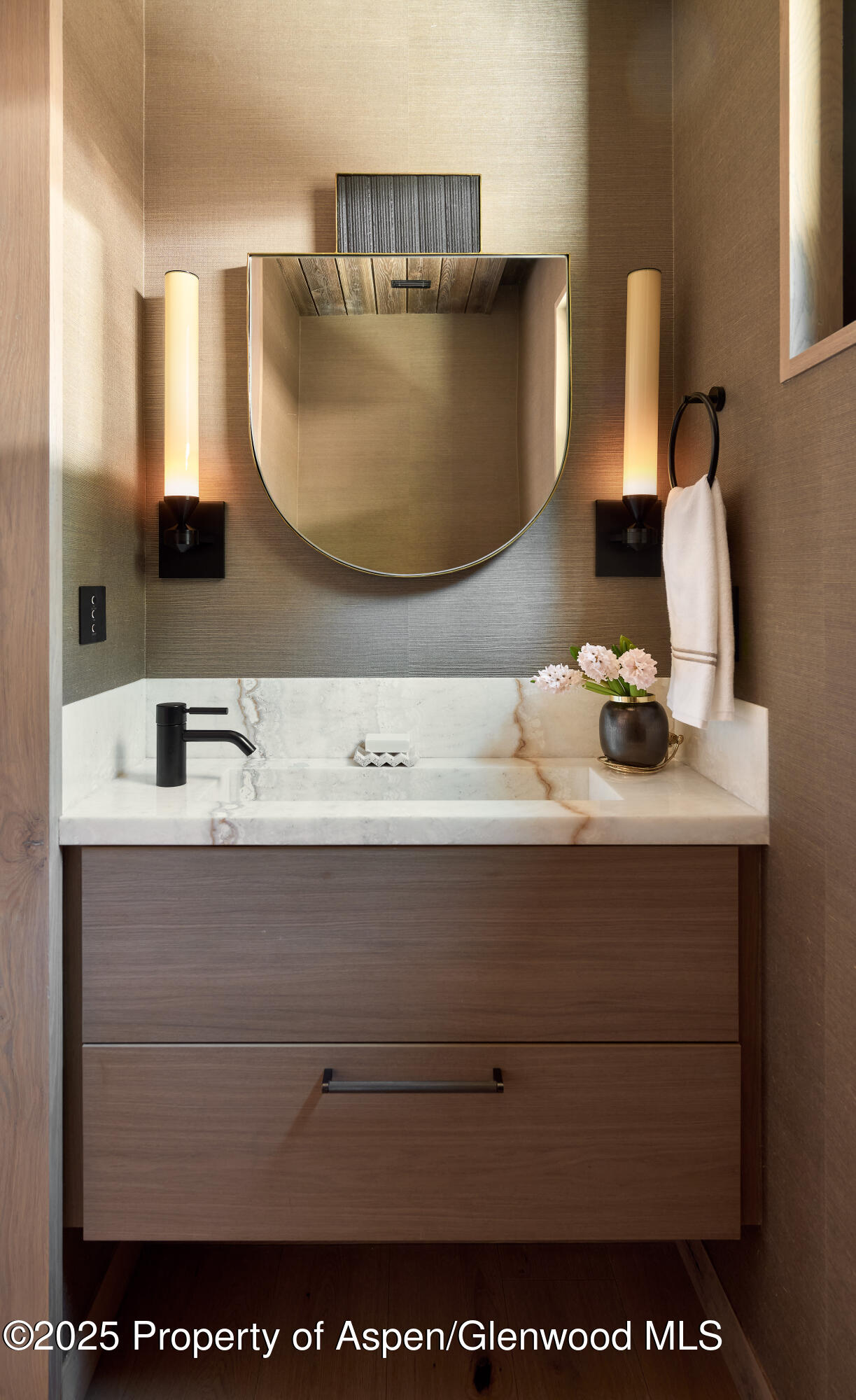 411 Pearl Court Property Photo 40