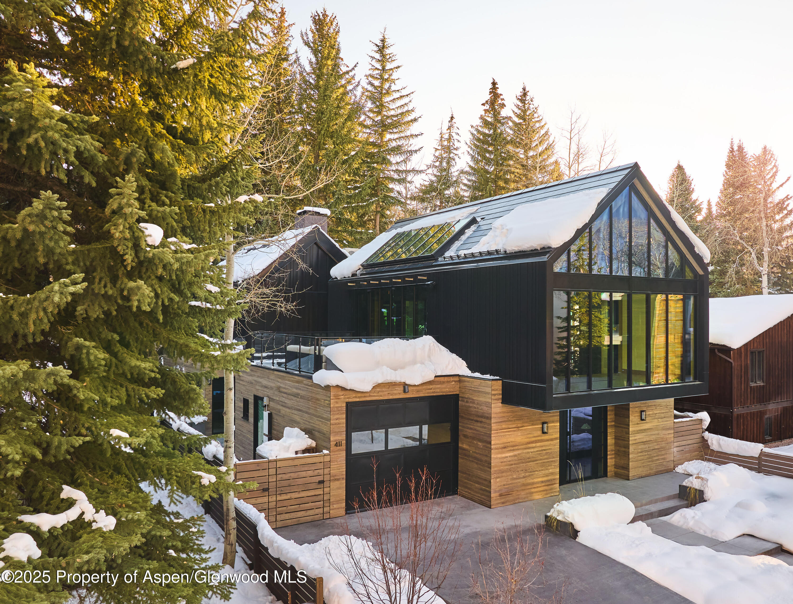 411 Pearl Court Property Photo 45