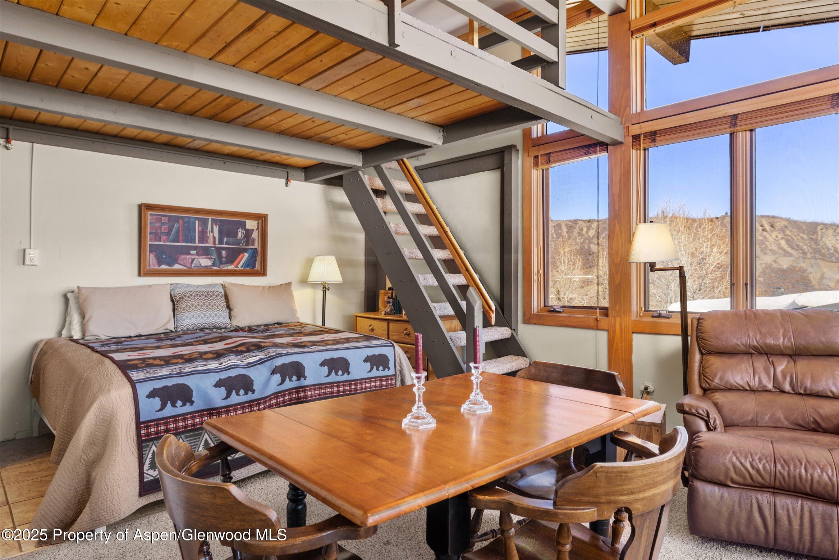 600 Carriage Way, J-10 Property Photo 6