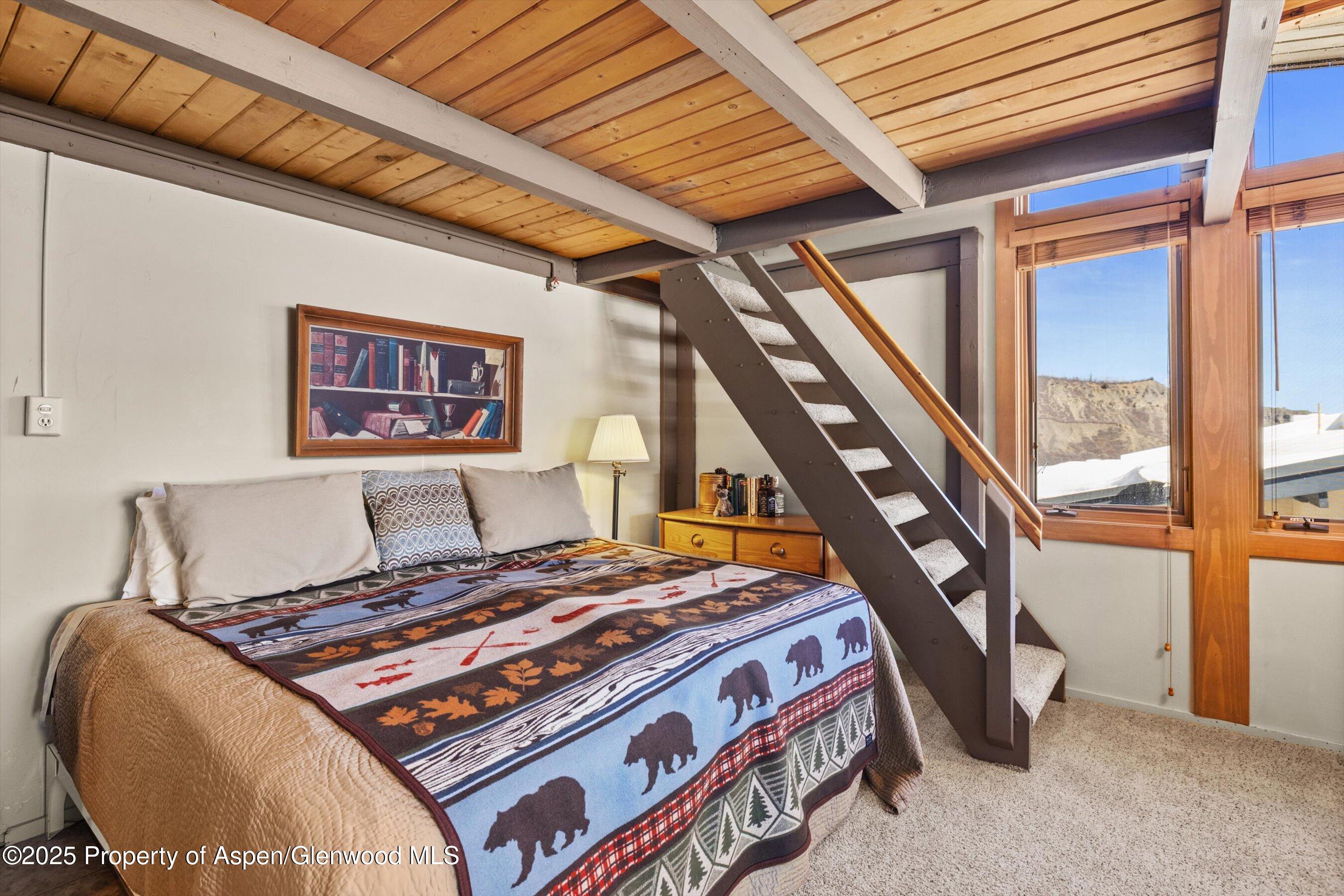 600 Carriage Way, J-10 Property Photo 8