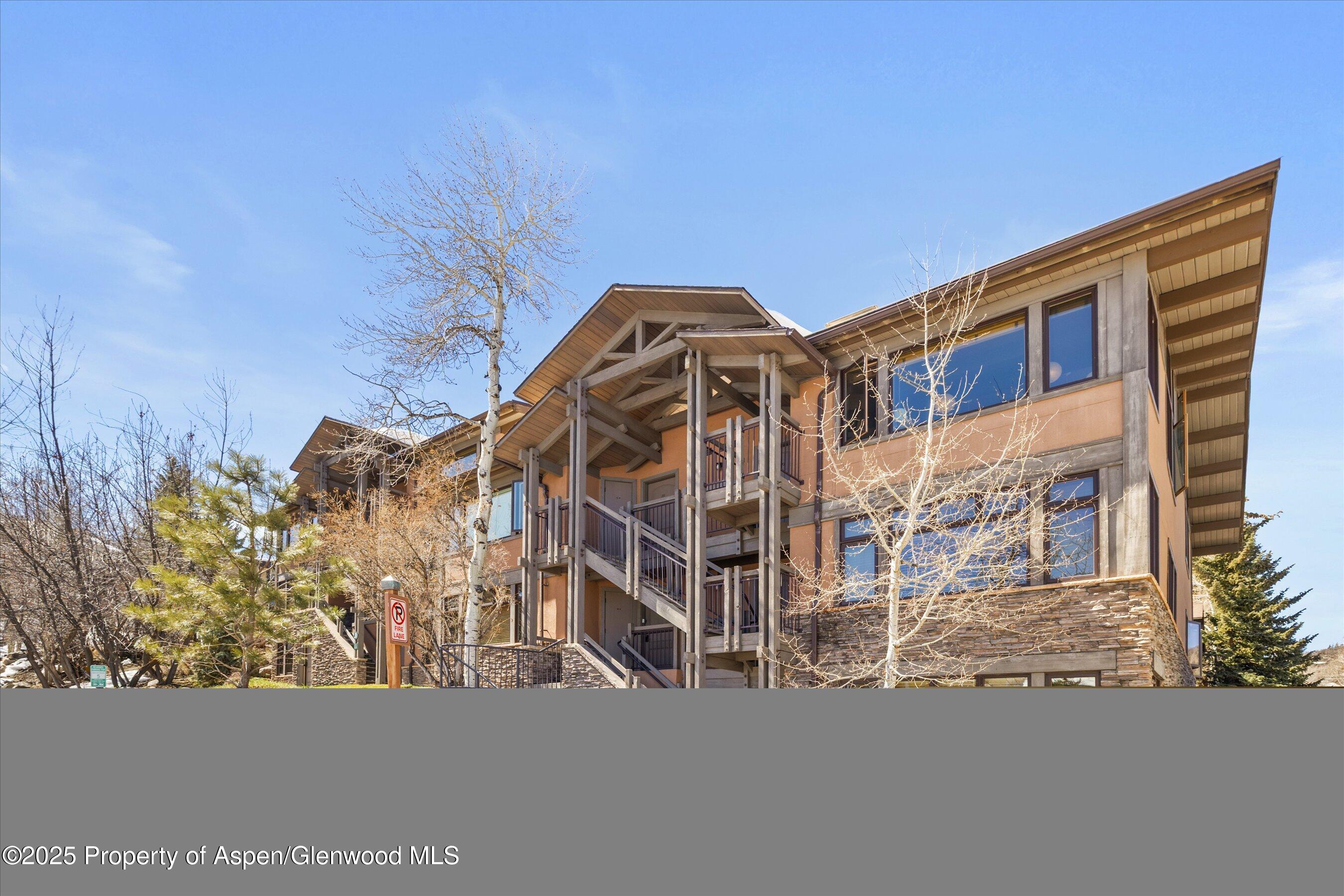 600 Carriage Way, J-10 Property Photo 14