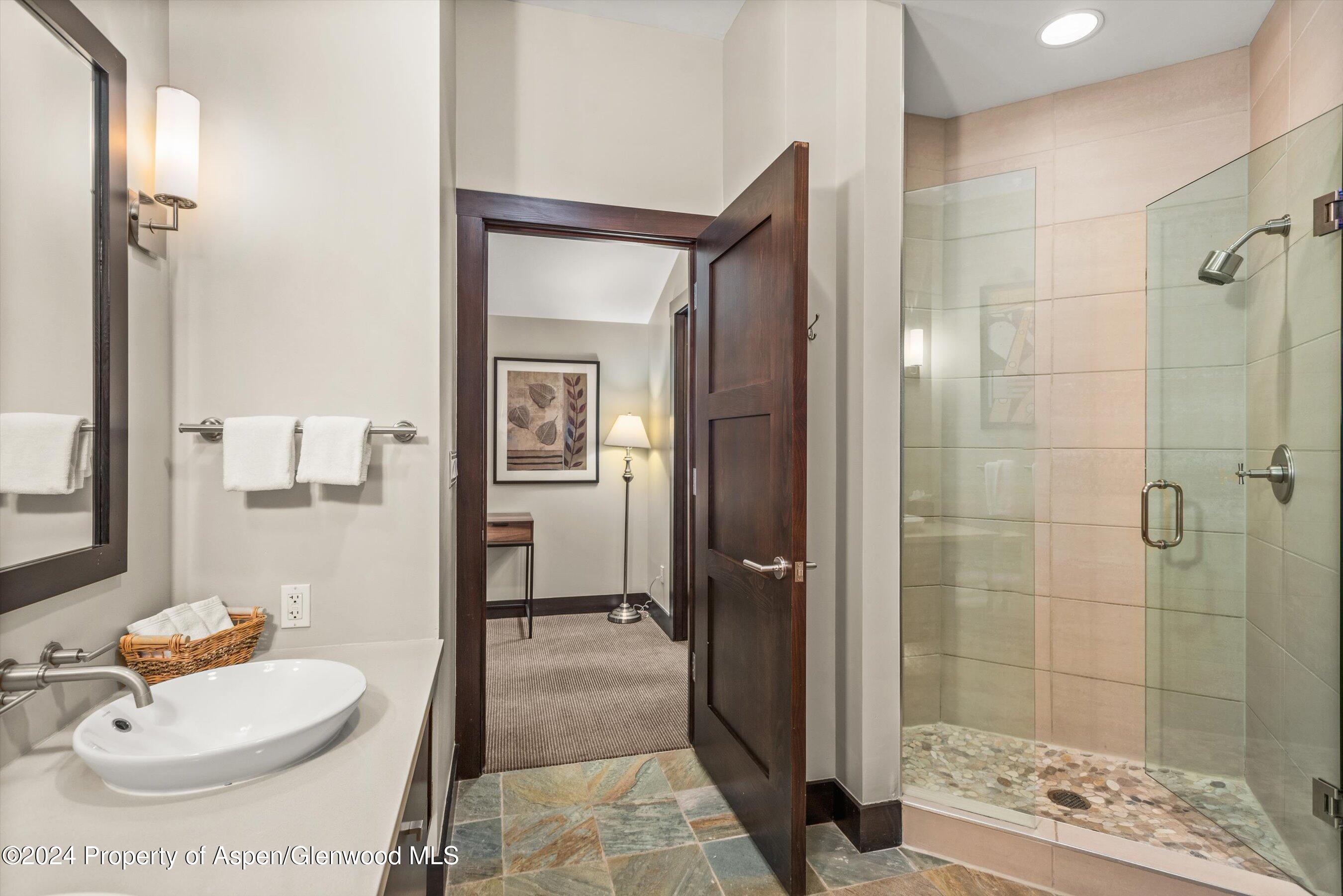 120 Carriage Way, 2303 Property Photo 10