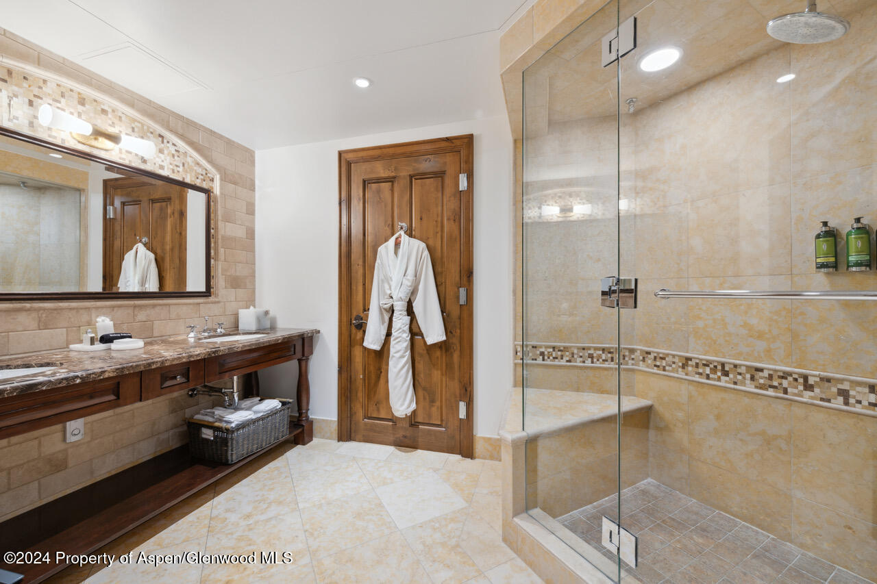 415 E Dean St, Unit 24 Property Photo 19