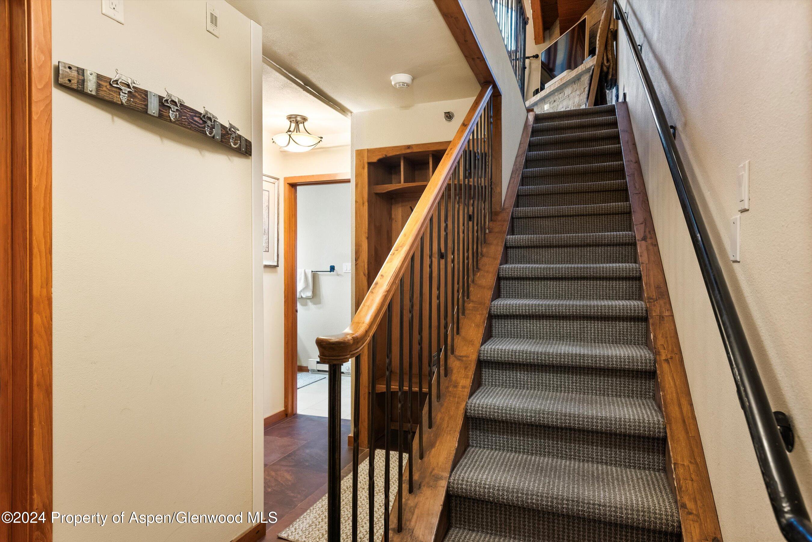 400 Wood Road, 1207 Property Photo 11
