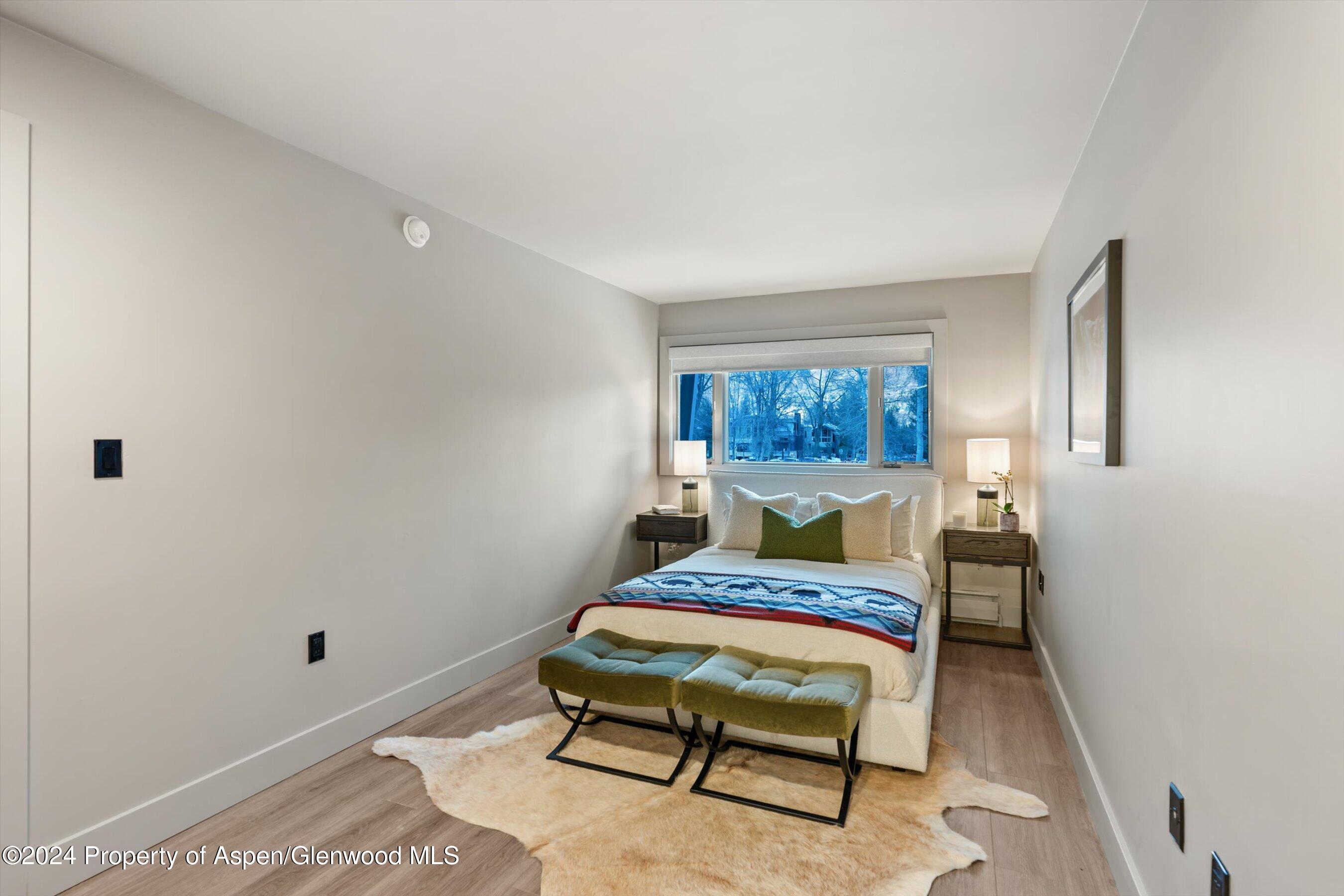 100 E Dean Street, 1b Property Photo 27