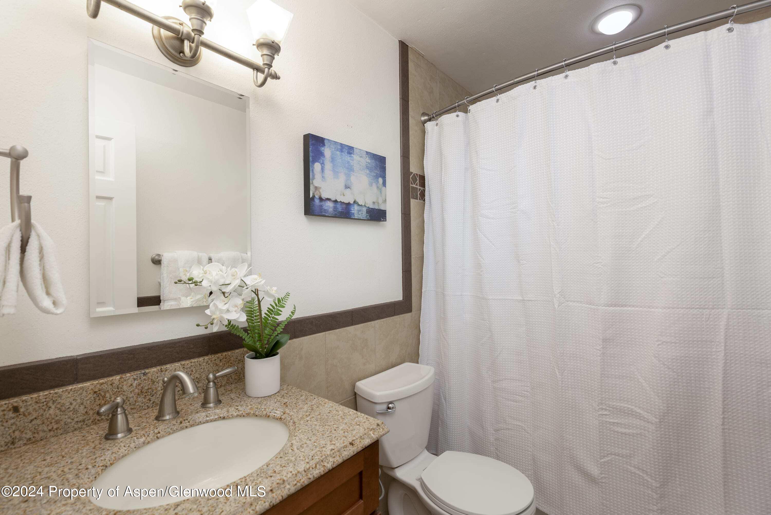 210 E Cooper Avenue, 1c Property Photo 10