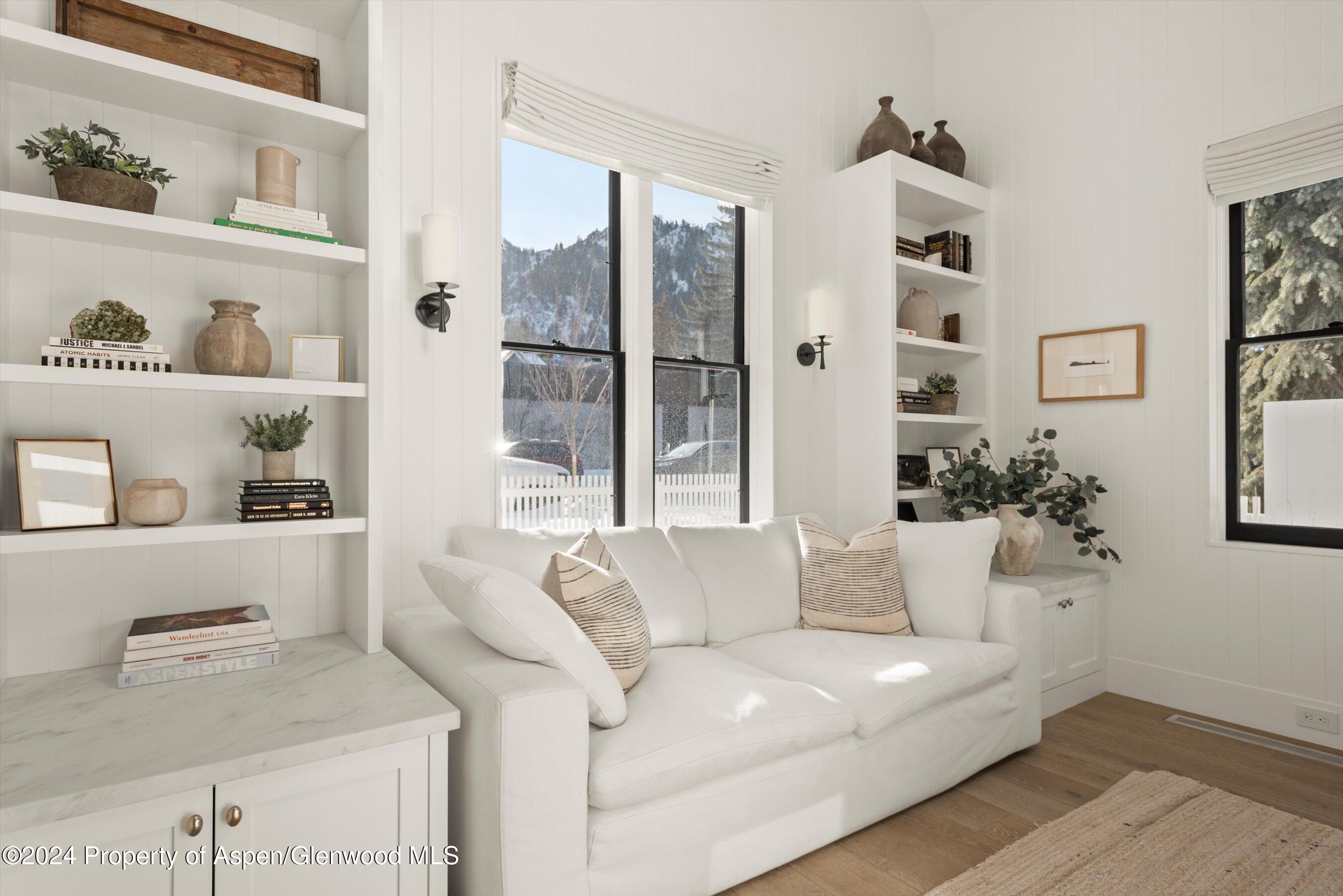134 E Bleeker Street Property Photo 11