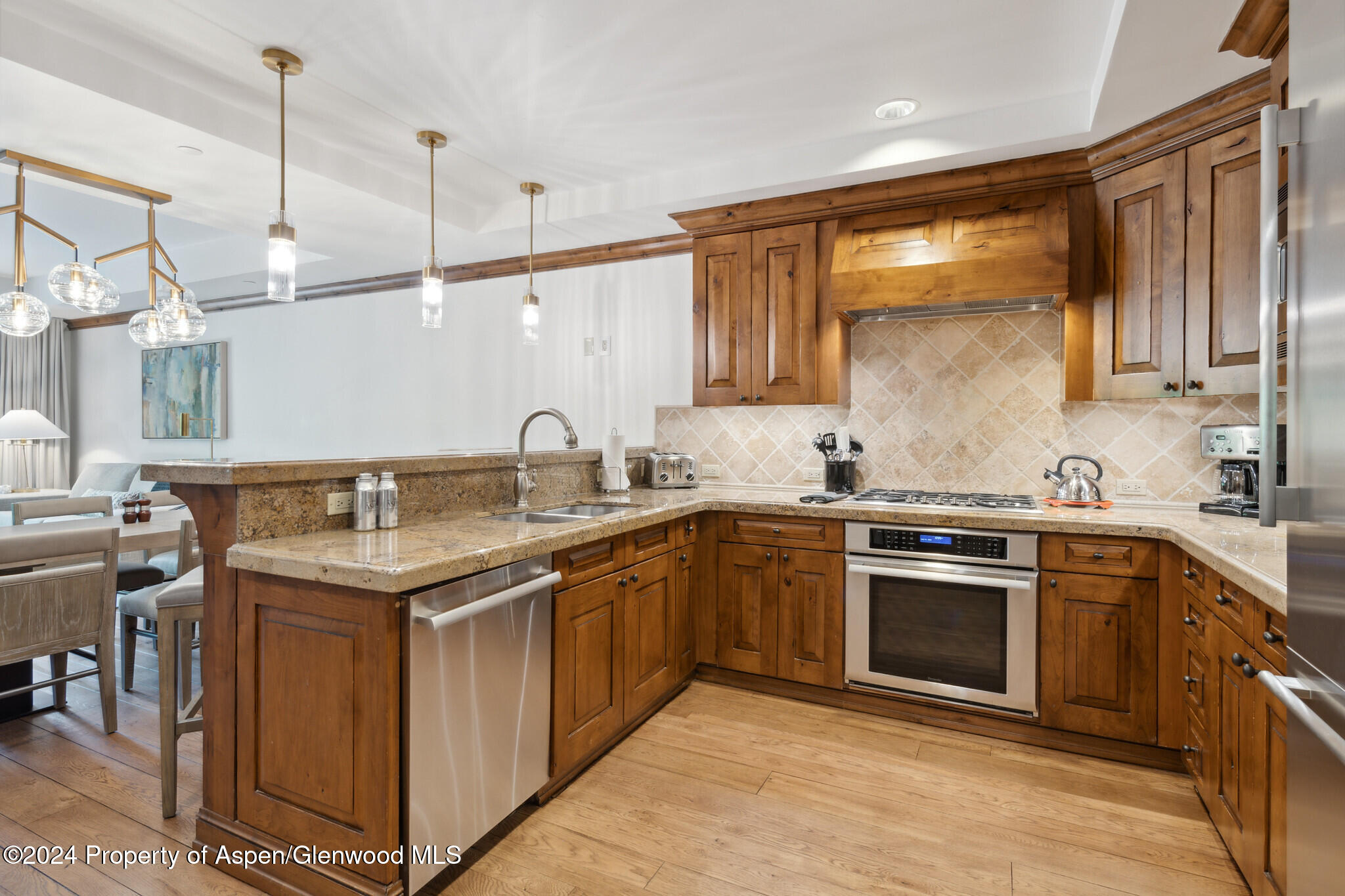 415 E Dean St, Unit 37 Property Photo 6