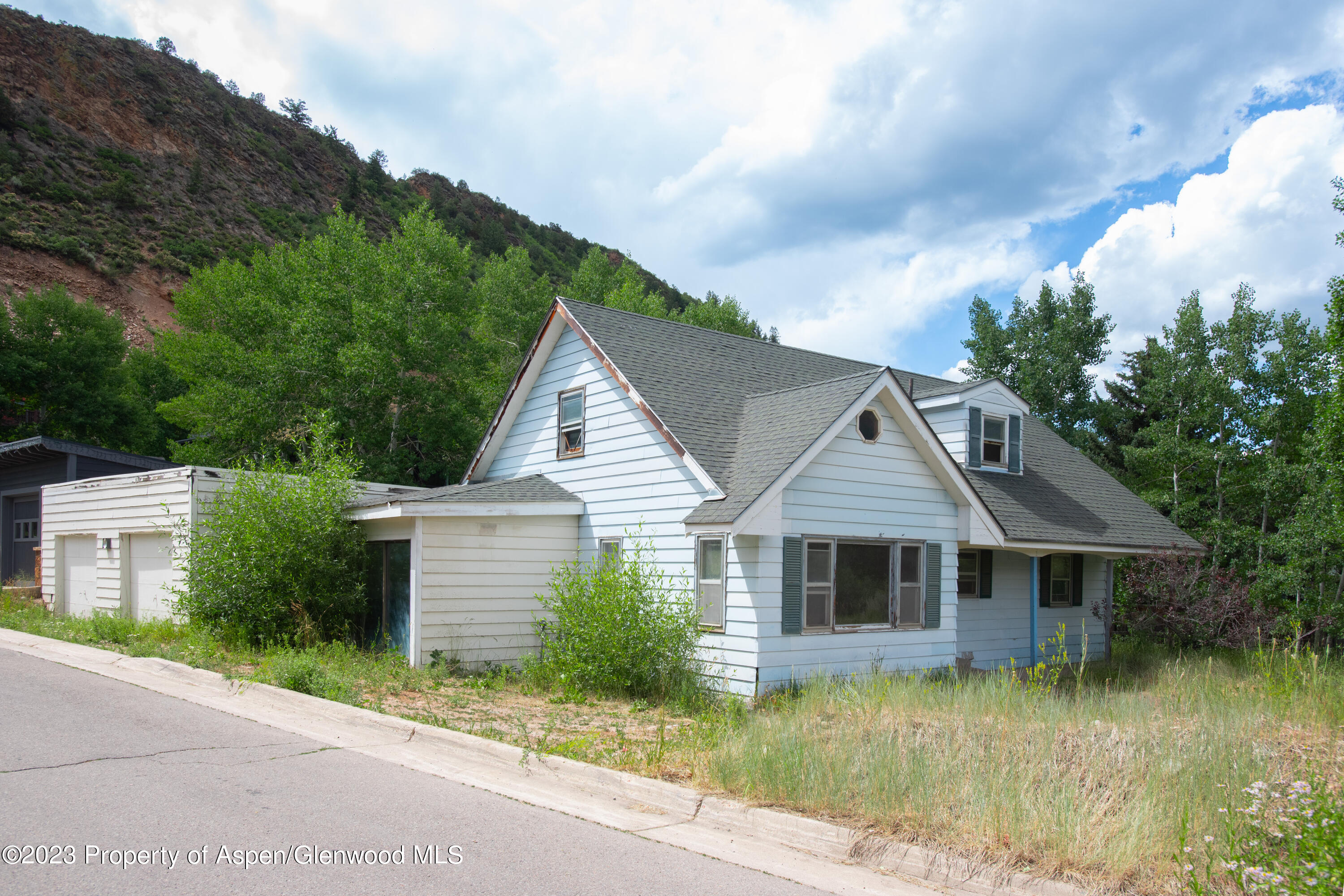 1065 Cemetery Lane, Unit # A Property Photo 9