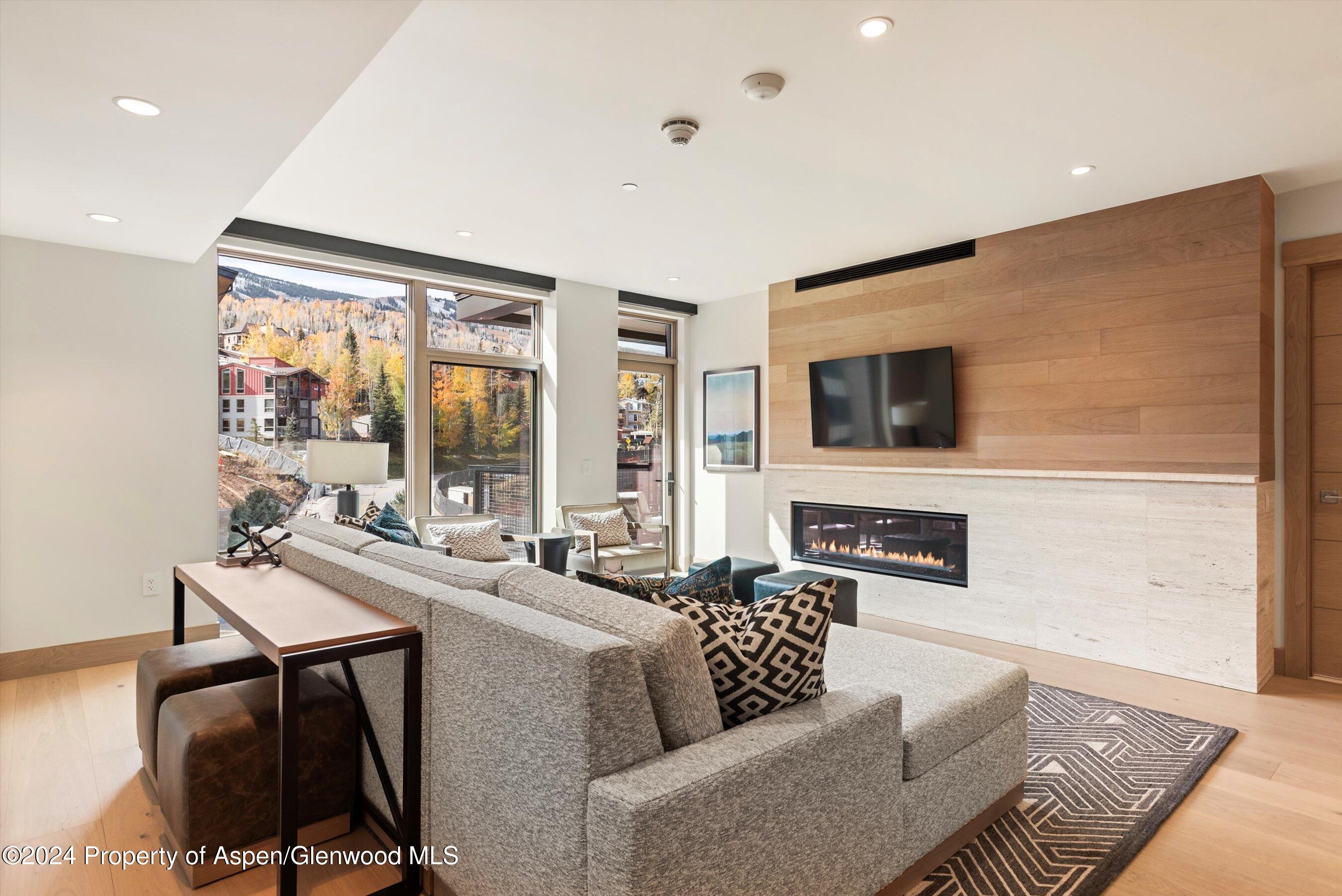 130 Wood Road, 561-563 Property Photo 1
