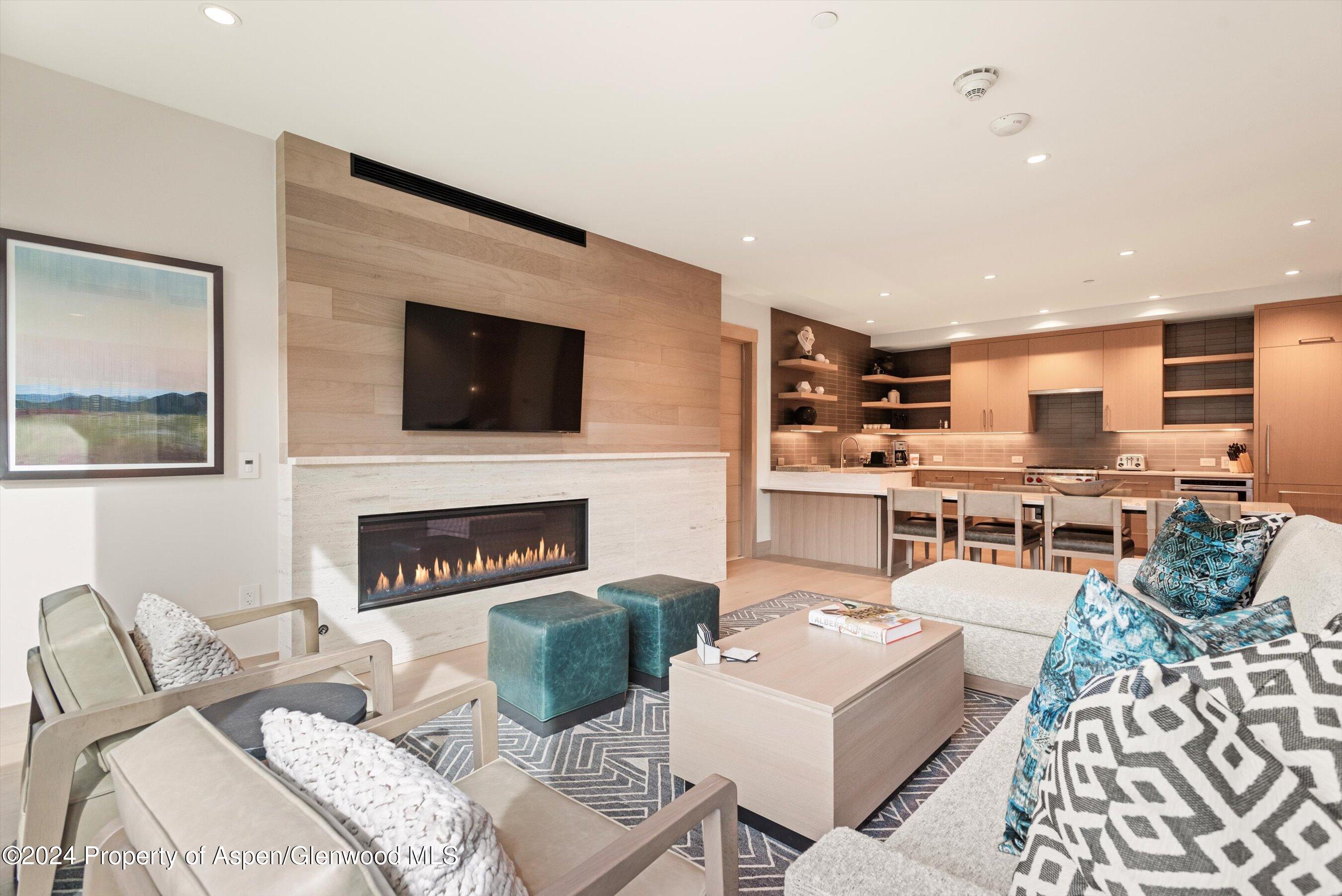 130 Wood Road, 561-563 Property Photo 4