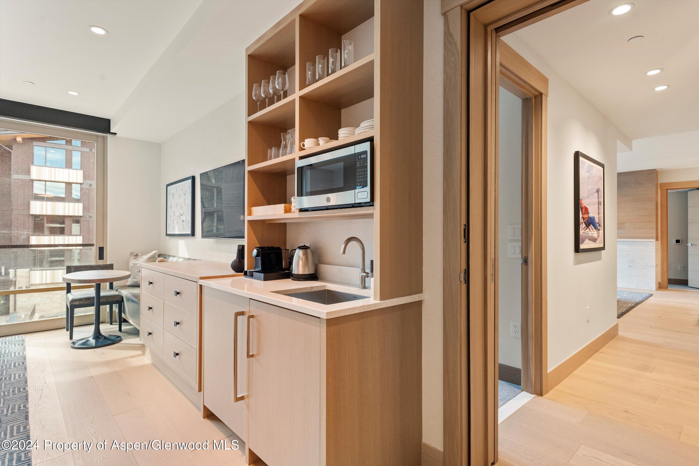 130 Wood Road, 561-563 Property Photo 22