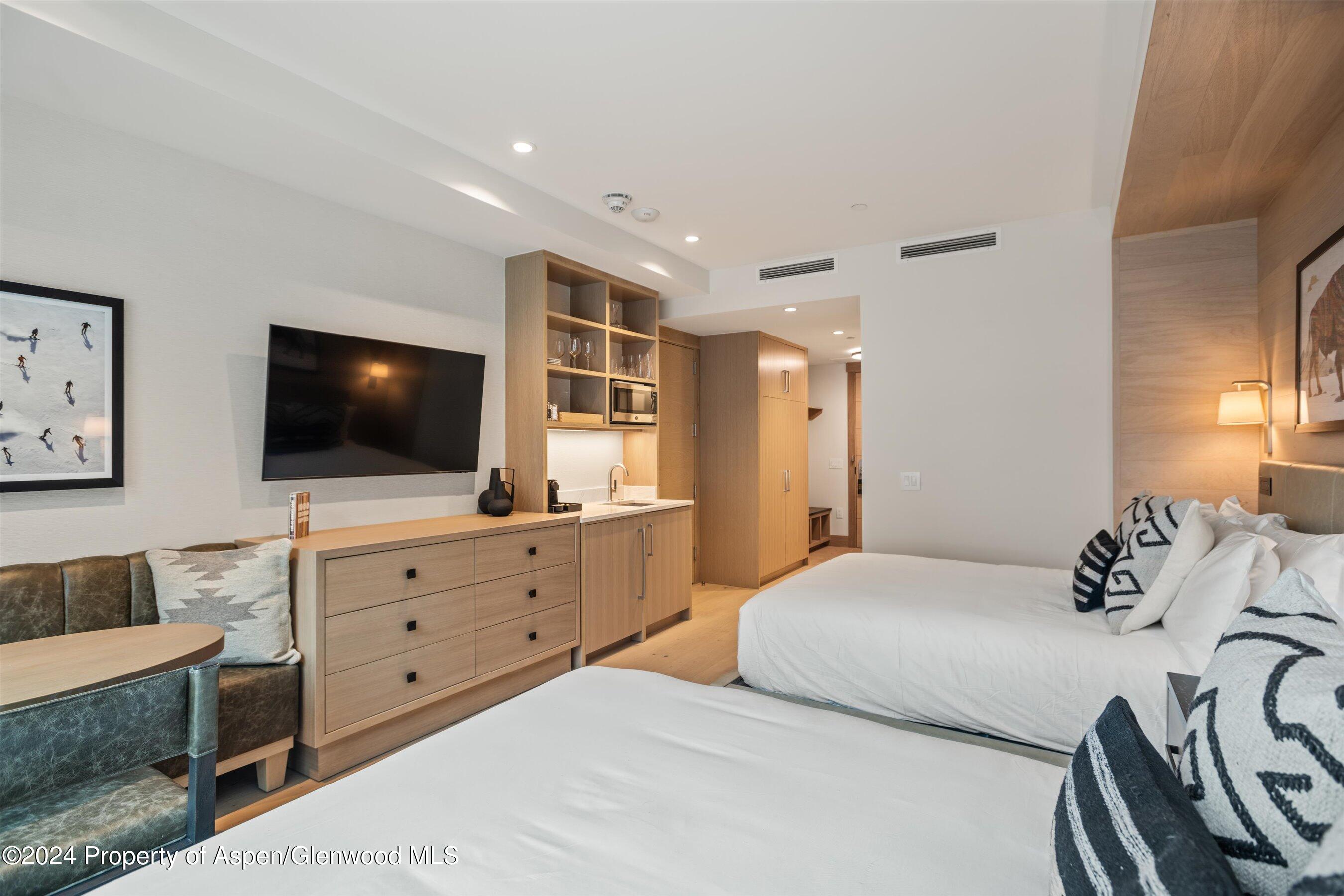 130 Wood Road, 261+263 Property Photo 14