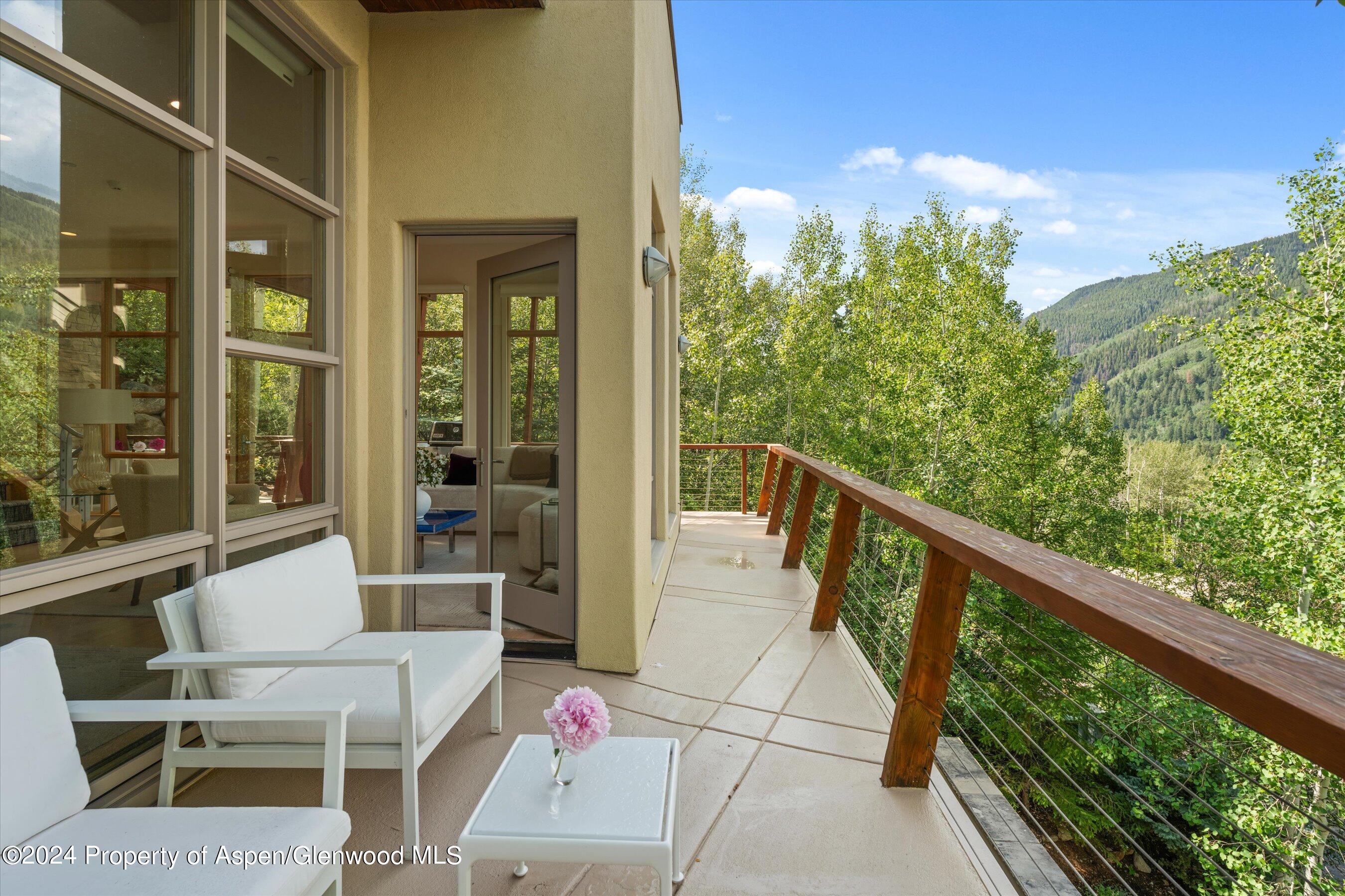 250 Mountain Laurel Drive, B Property Photo 20