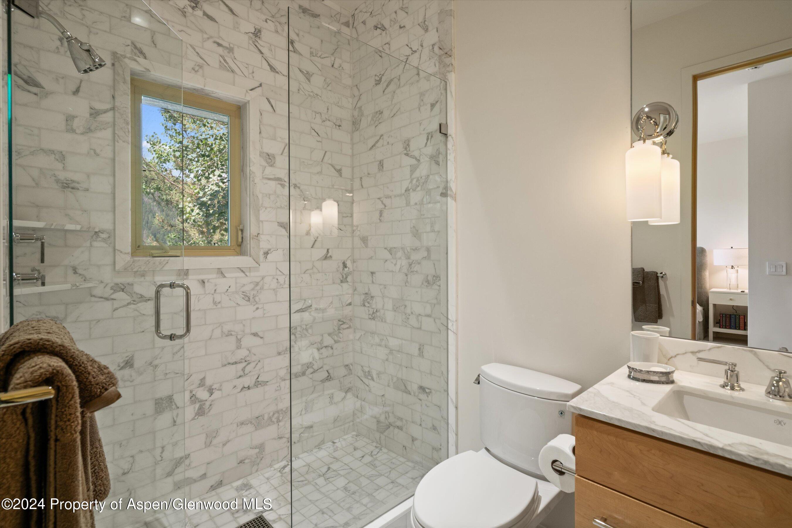 250 Mountain Laurel Drive, B Property Photo 31