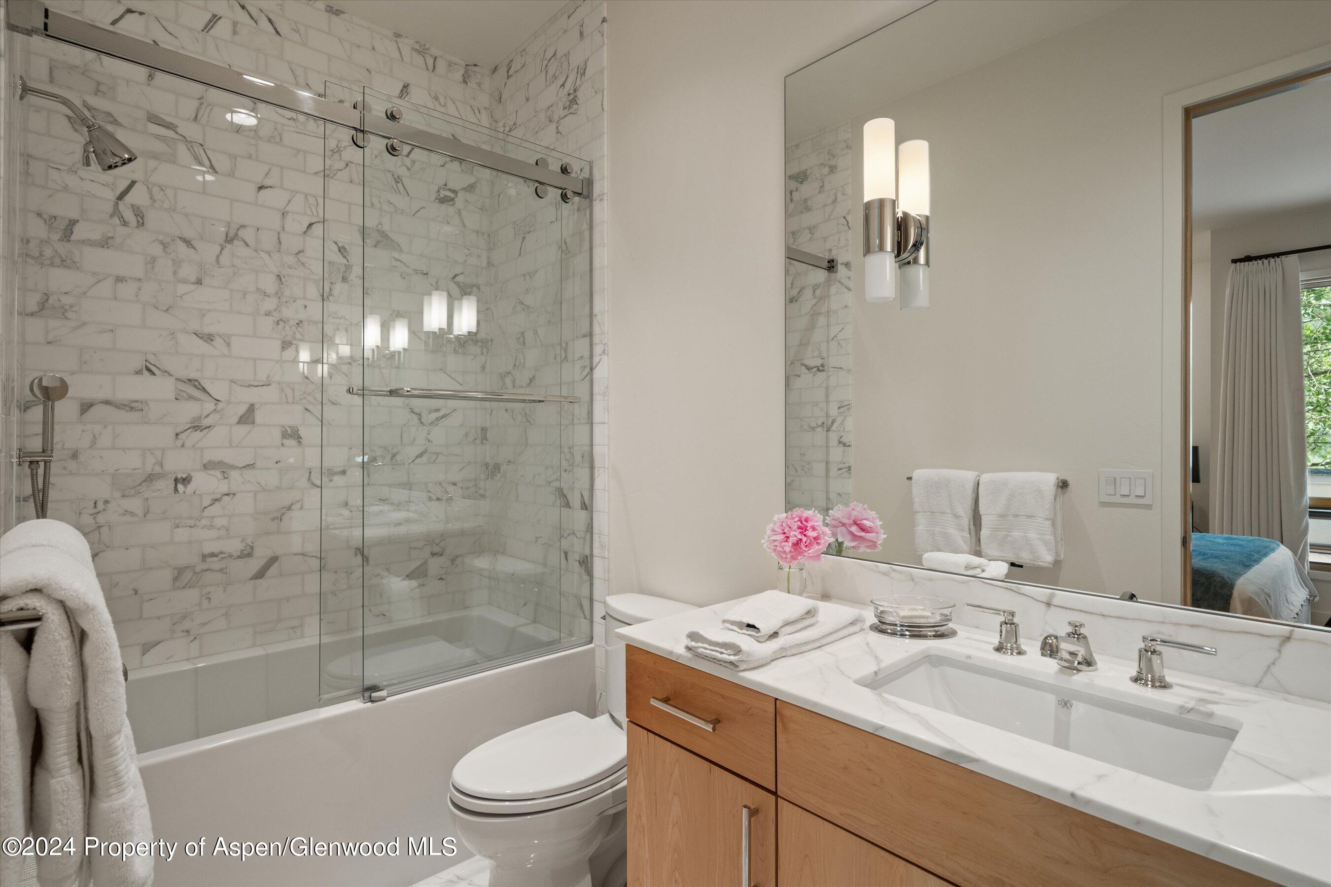 250 Mountain Laurel Drive, B Property Photo 33