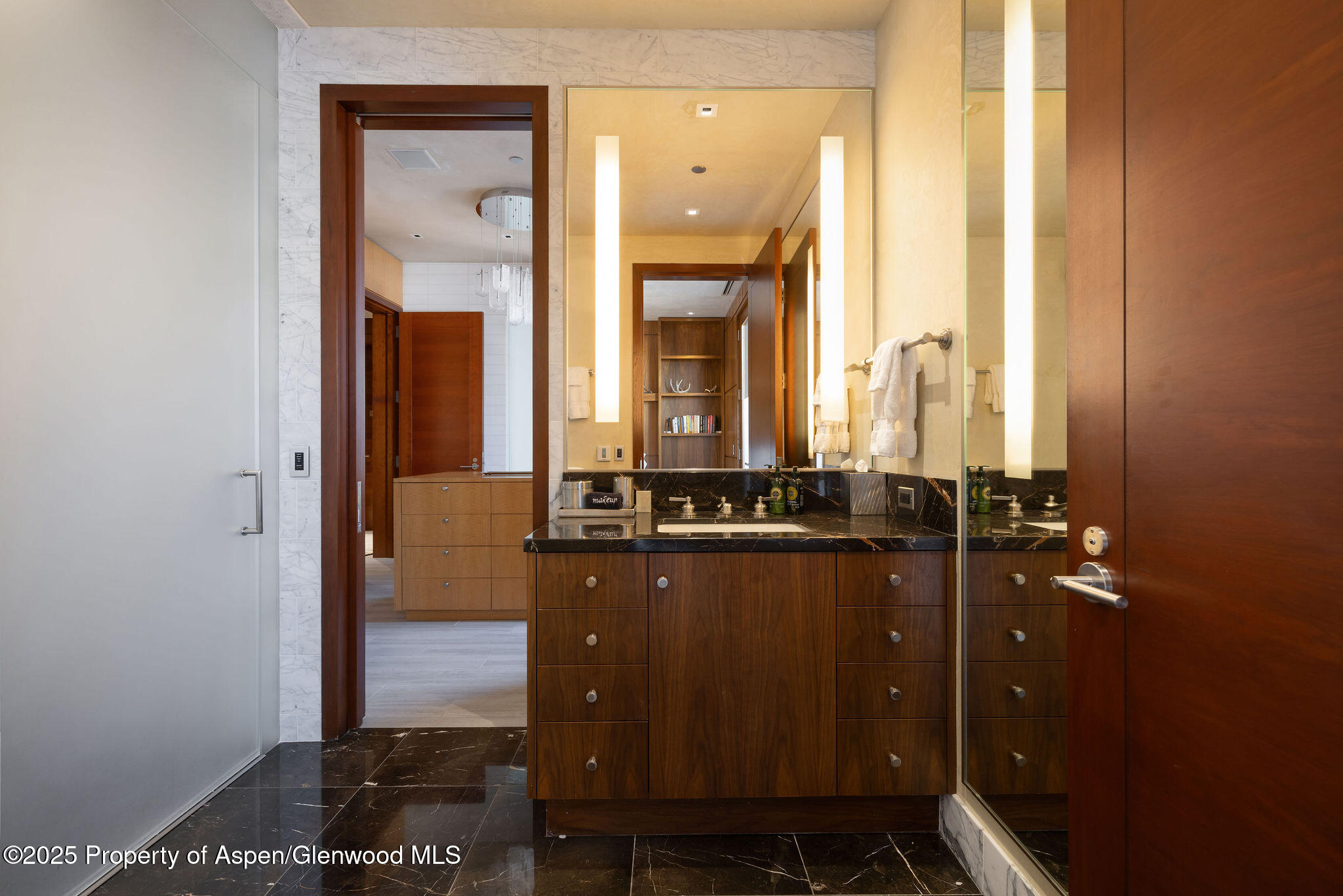 314 E Hyman Avenue Property Photo 19