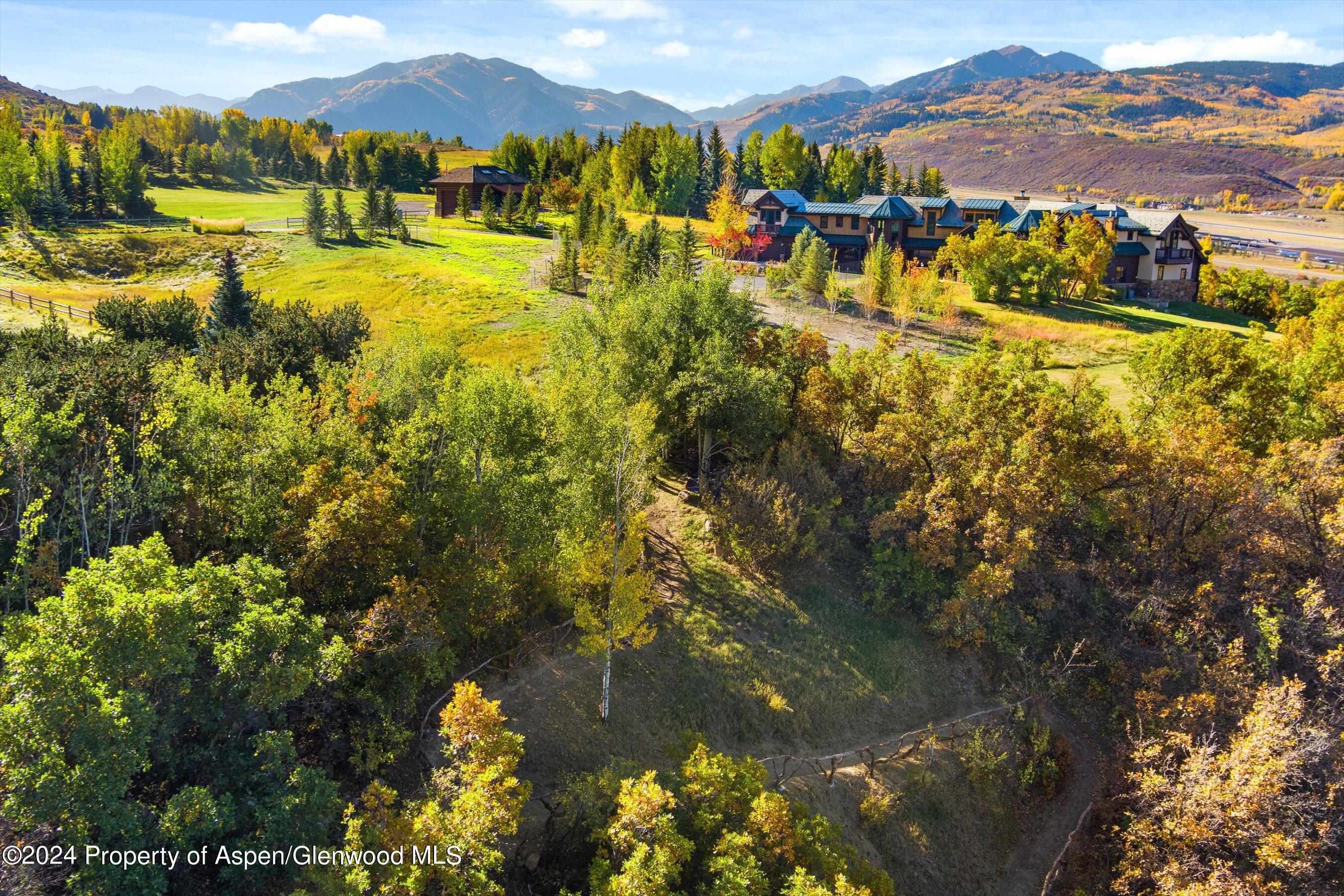 2016 Mclain Flats Road Property Photo 2