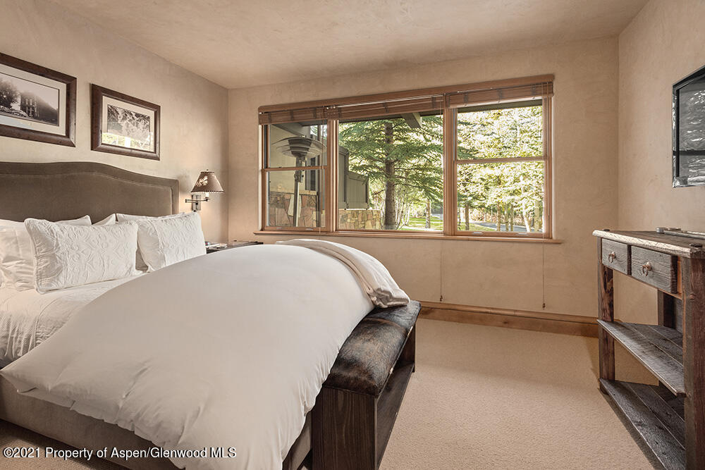 304 Streamside Court, 25 Property Photo 13