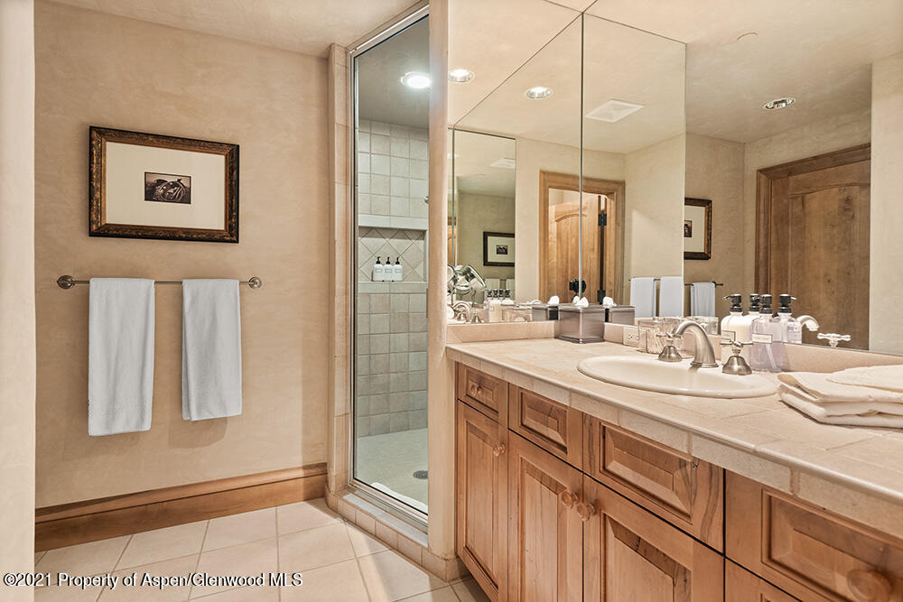 304 Streamside Court, 25 Property Photo 14