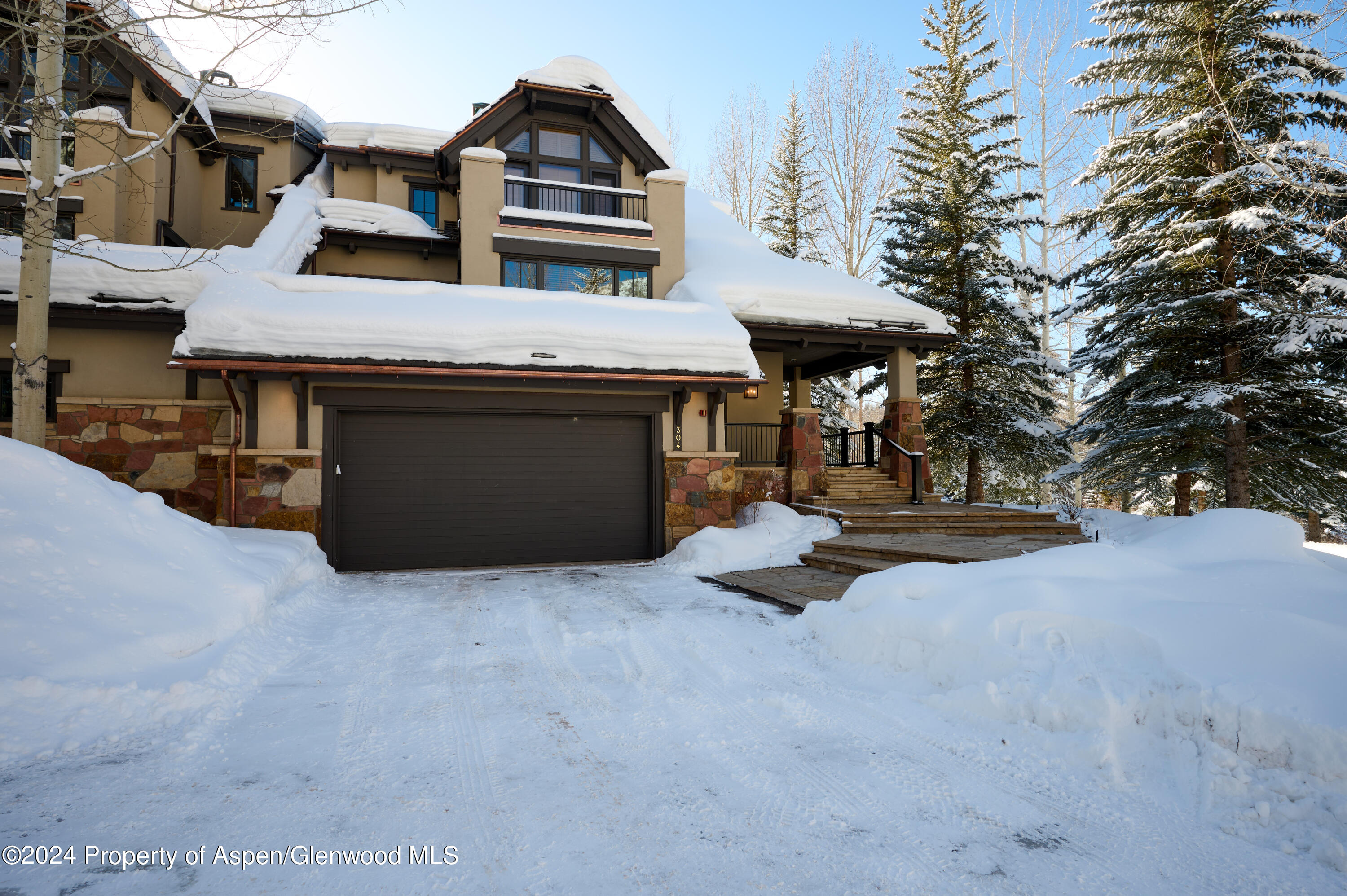 304 Streamside Court, 25 Property Photo 28