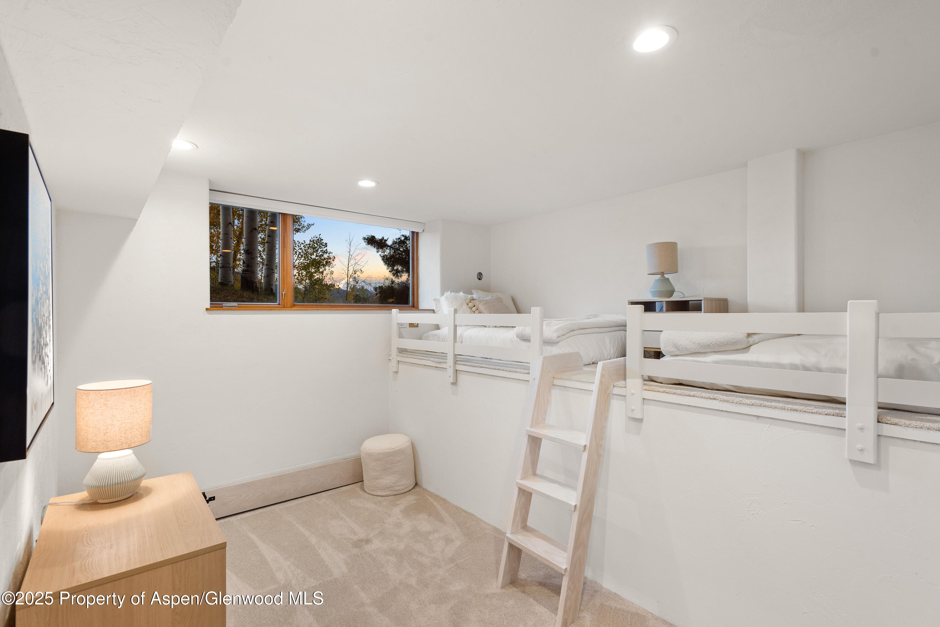 699 Eppley Drive Property Photo 26
