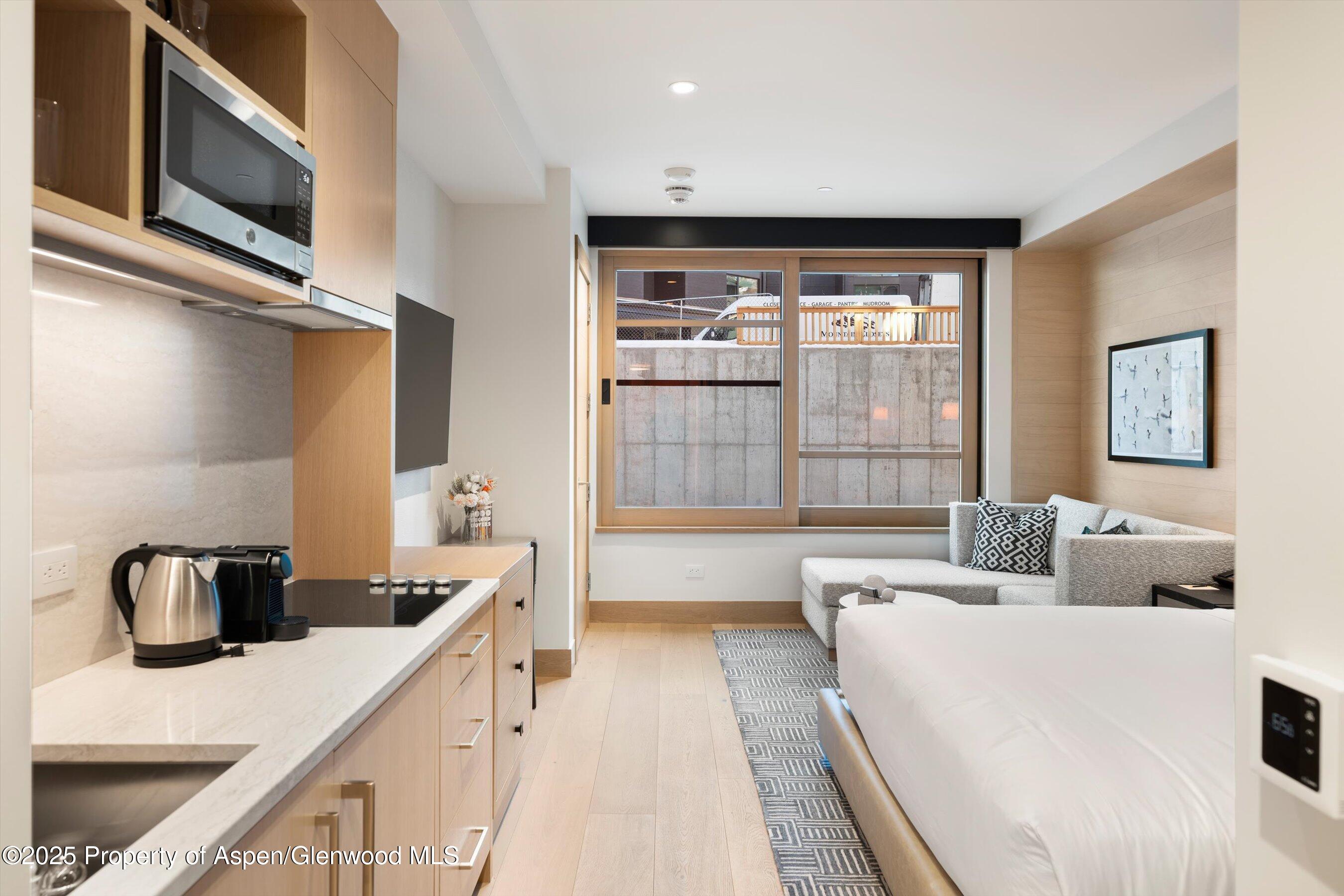 130 Wood Road, 253+255 Property Photo 14