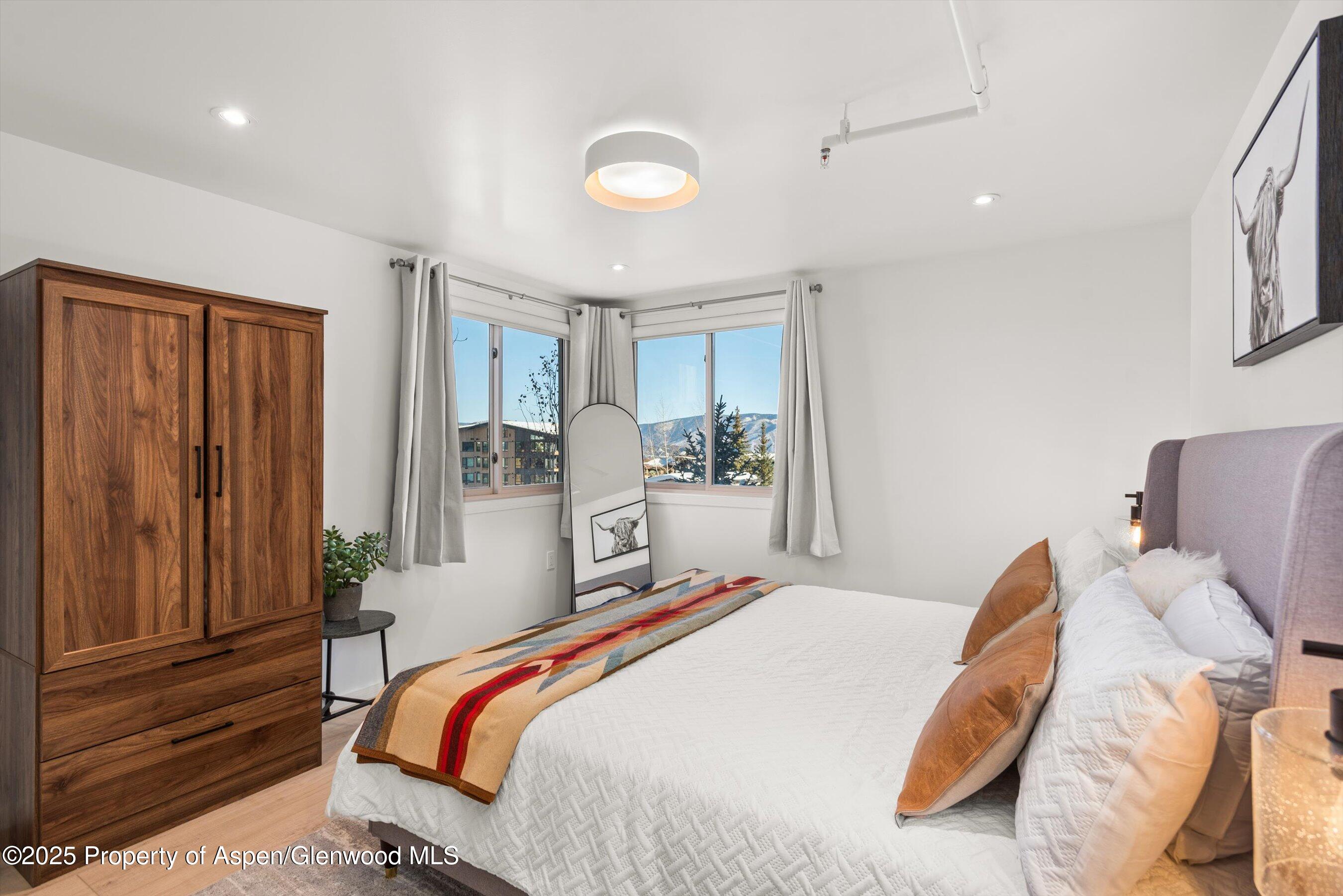 360 Wood Road, 113 Property Photo 19