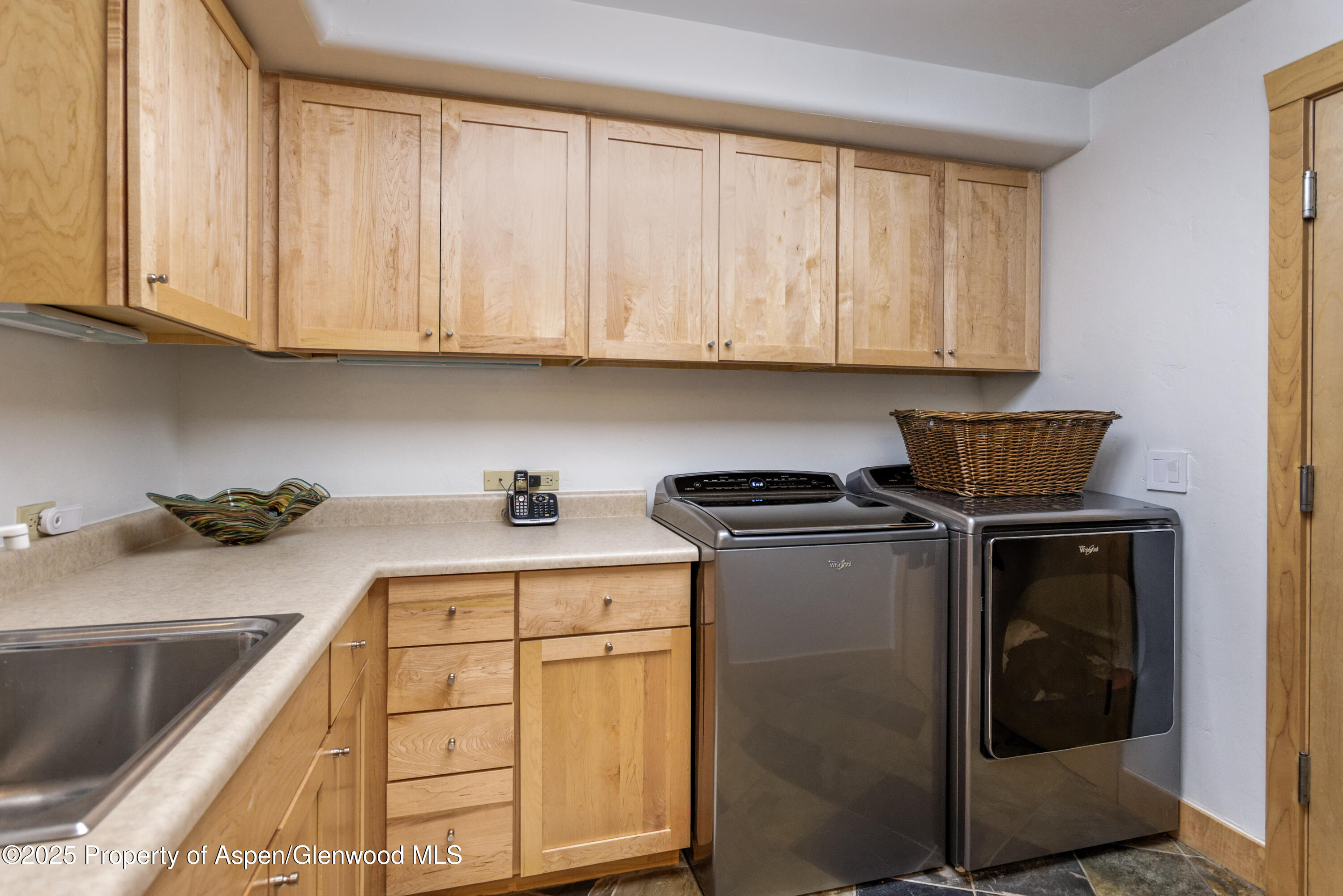 549 Mountain Laurel Drive Property Photo 19