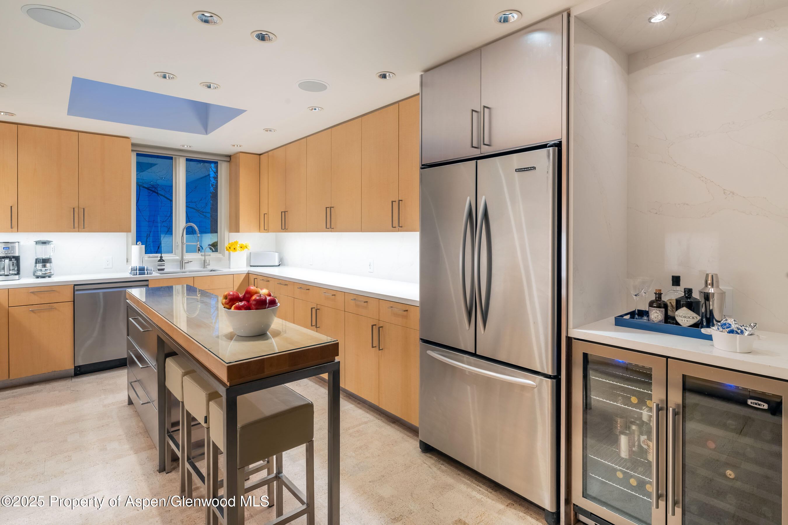 506 W Hallam Street Property Photo 17