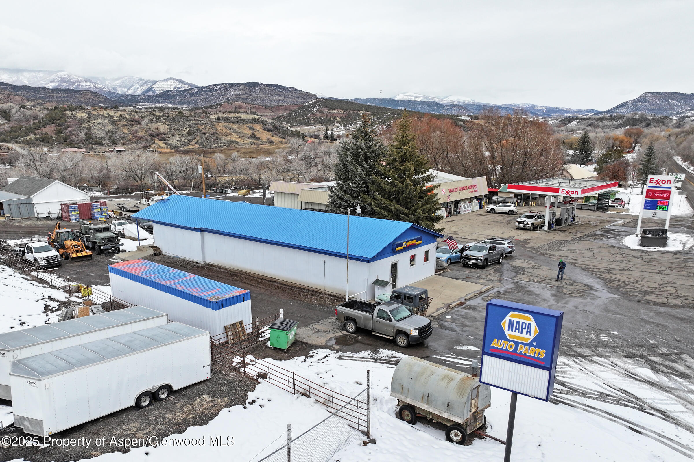 57428 Highway 330 Property Photo