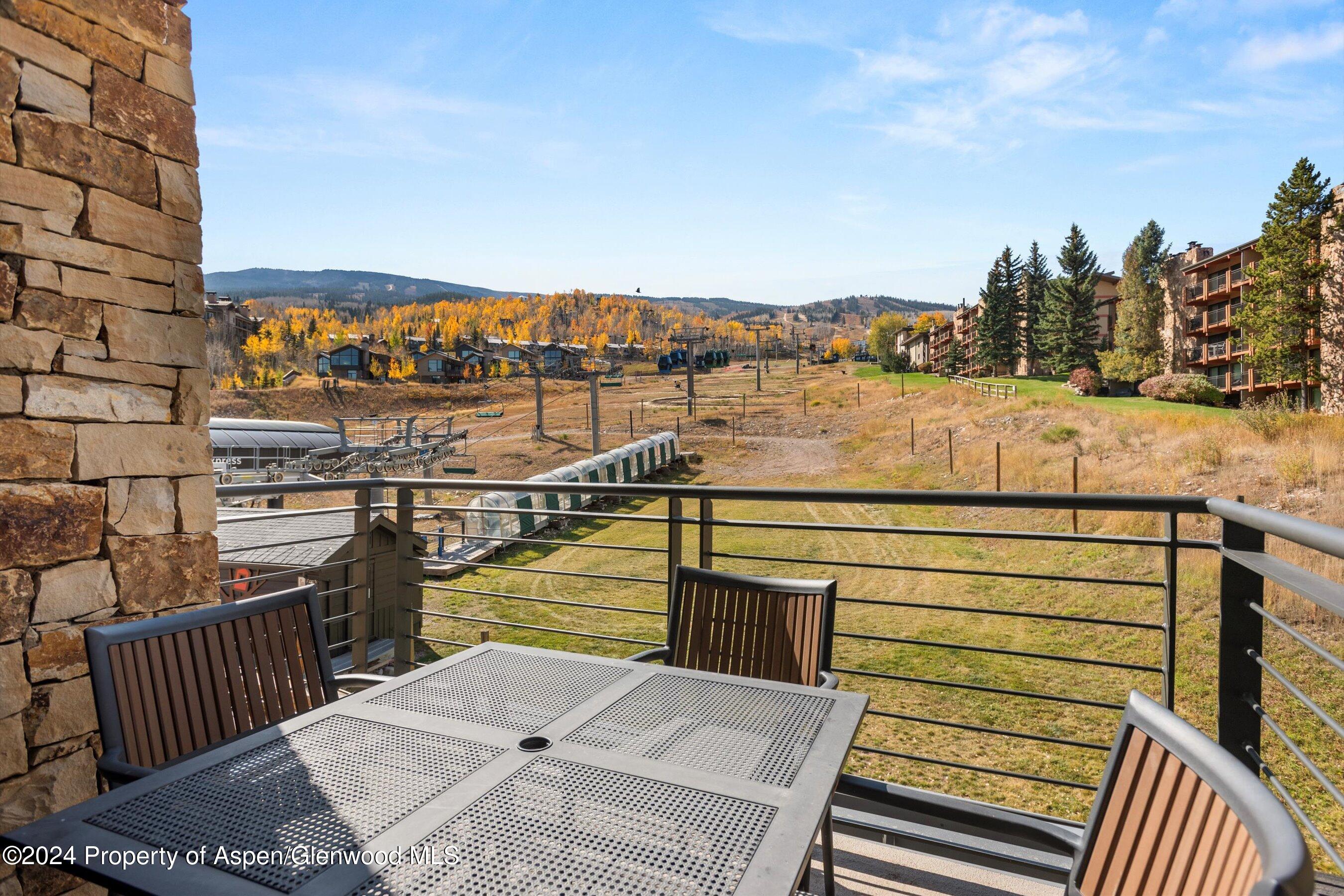 120 Carriage Way, 2201 Property Photo 12