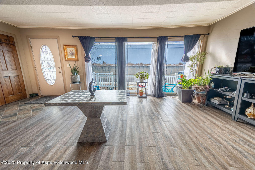 298 Middle Street Property Photo 15