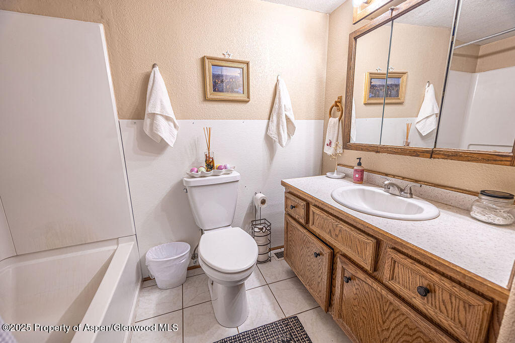 298 Middle Street Property Photo 21