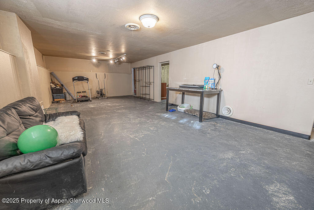 298 Middle Street Property Photo 42