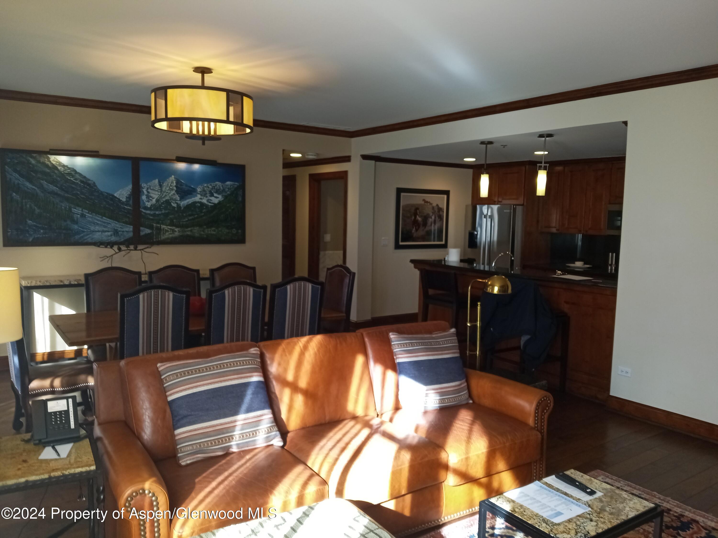 0075 Prospector Road, Unit 8206 Summer Interest 12 Property Photo 2