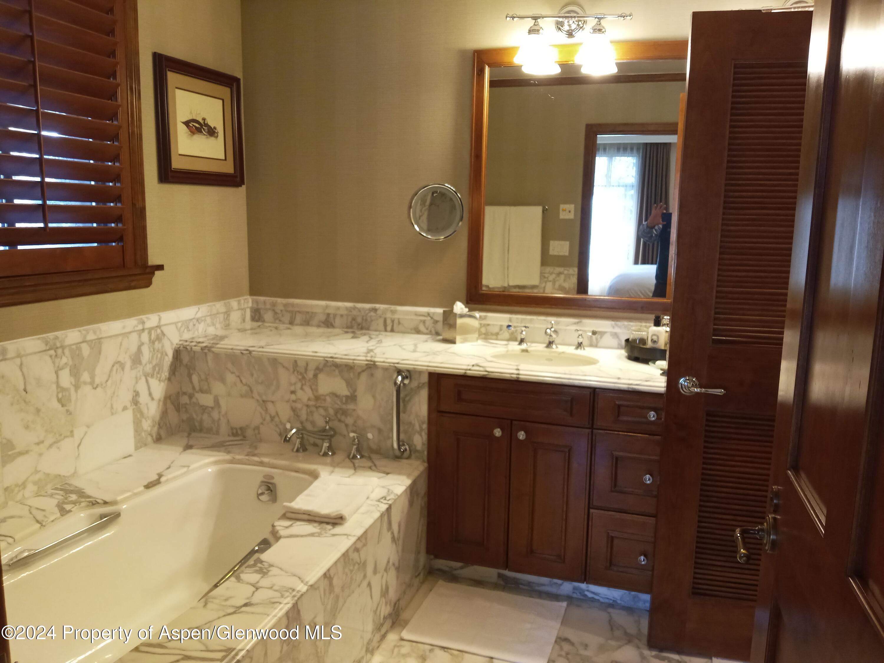 0075 Prospector Road, Unit 8206 Summer Interest 12 Property Photo 8