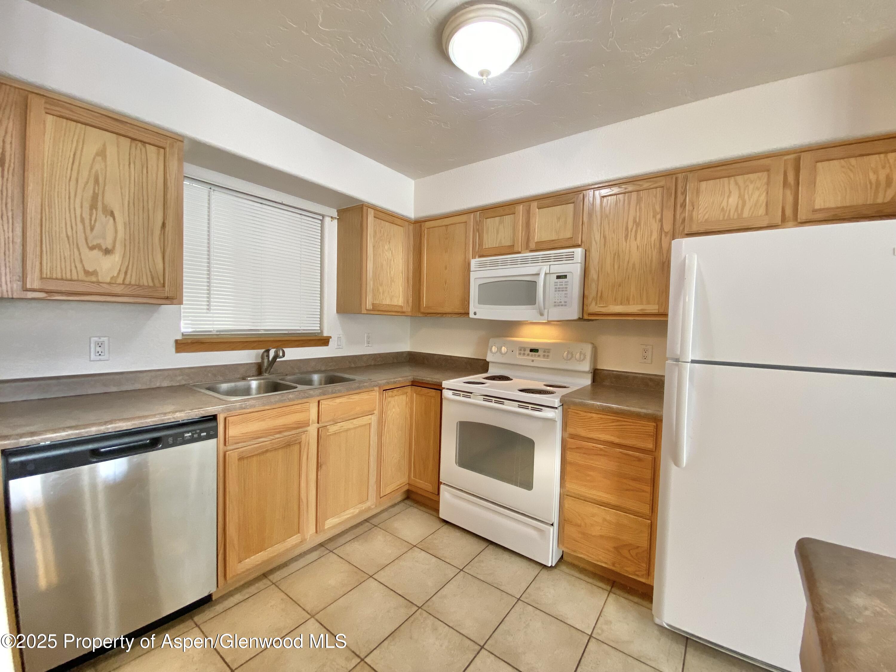 680 Water Street, Unit 6 Property Photo 8