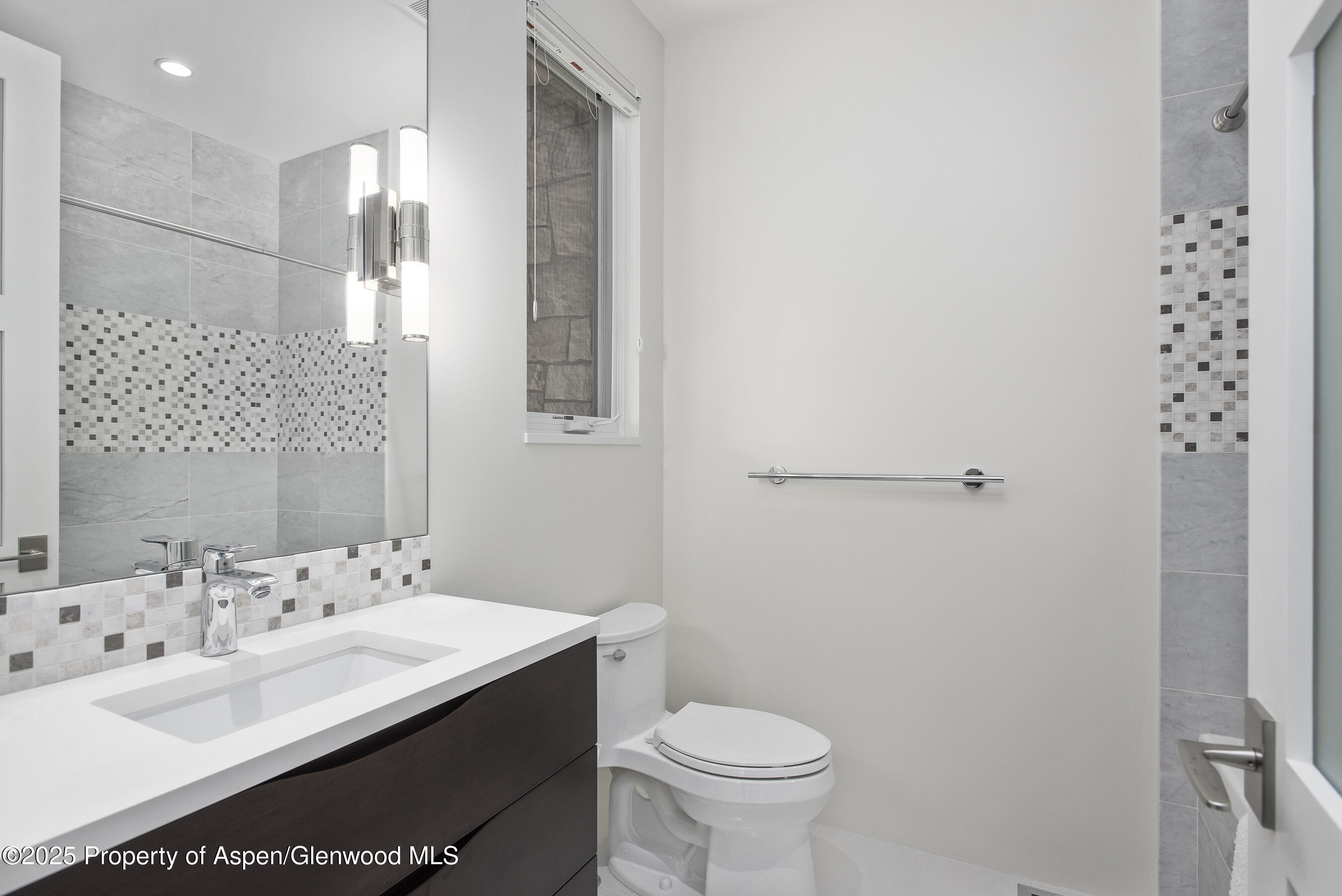 751 Promontory Lane Property Photo 24