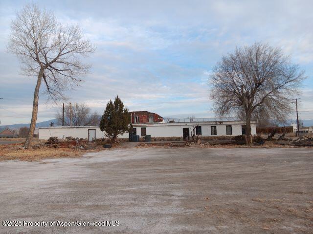 718 Hwy 50 Property Photo 2