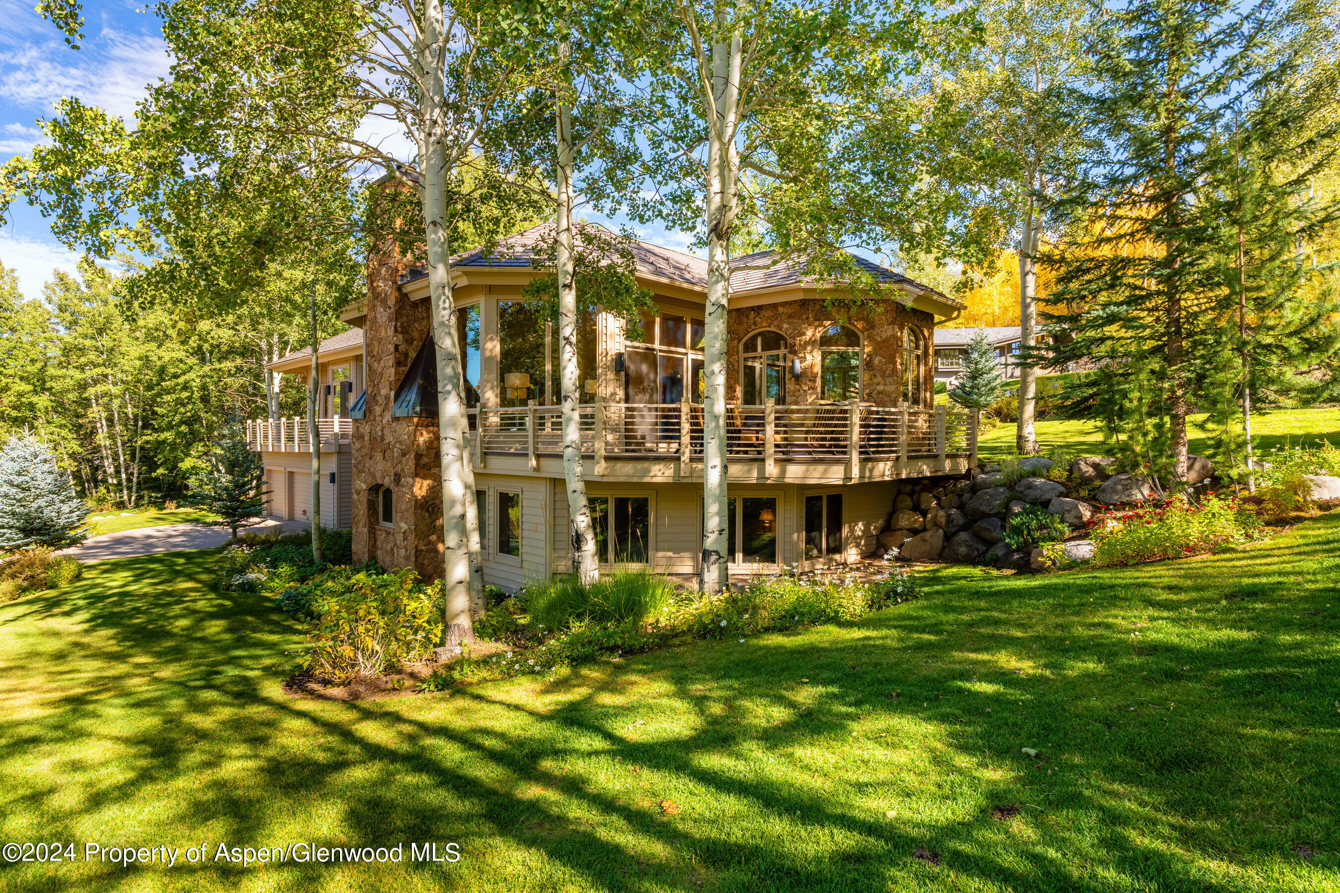 221 Stellar Lane Property Photo 36