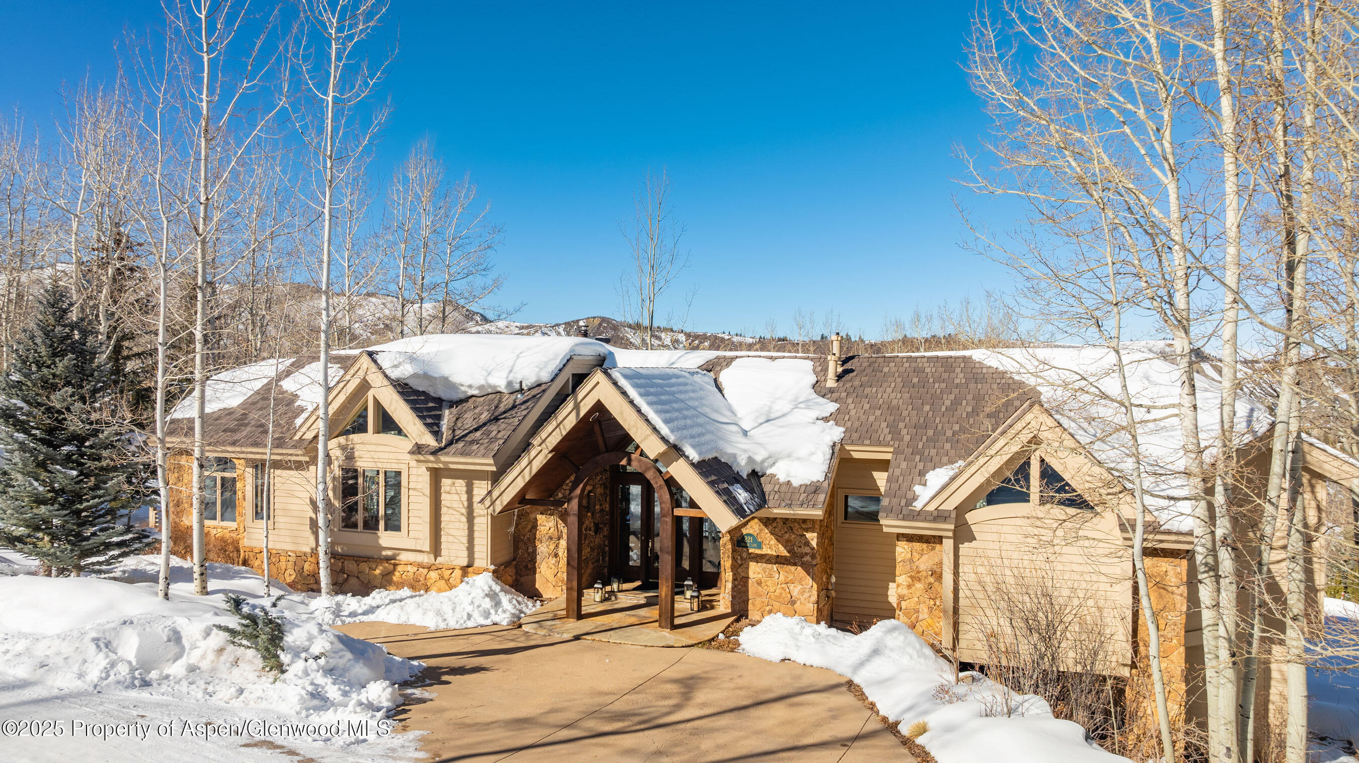221 Stellar Lane Property Photo 44