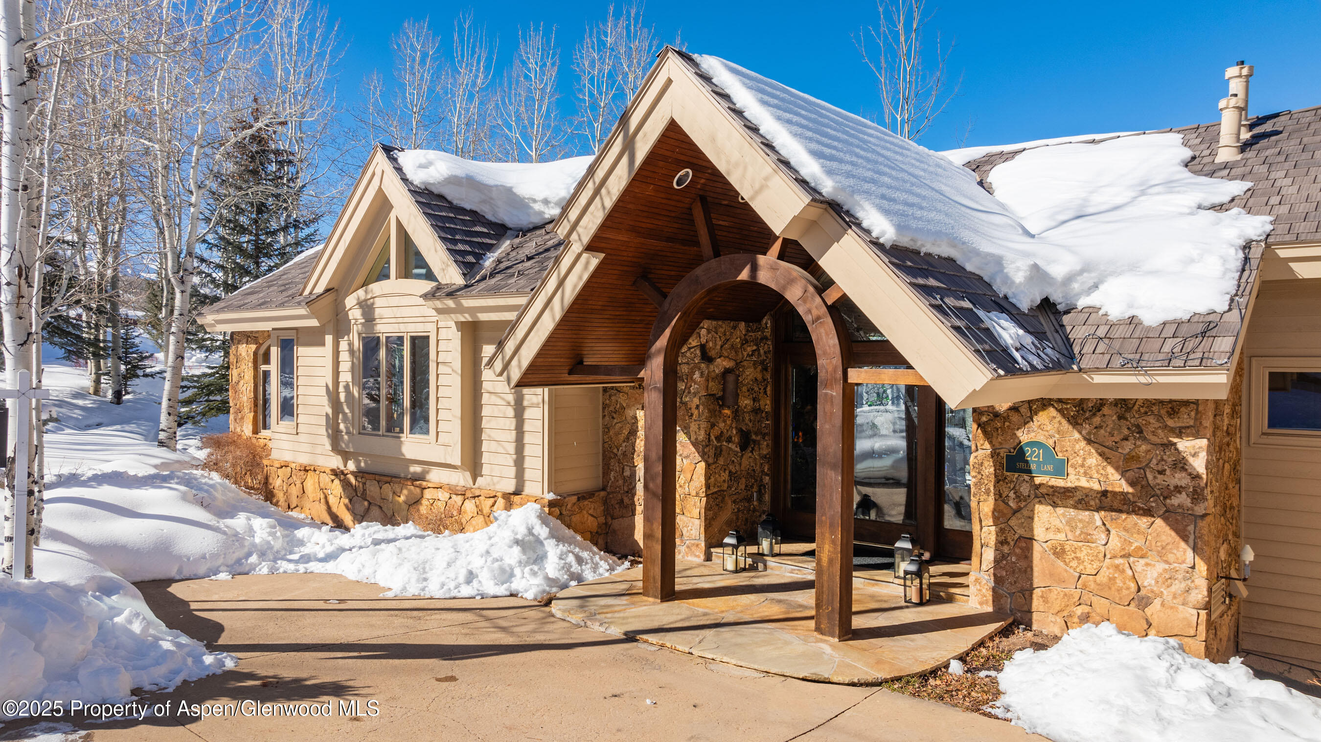 221 Stellar Lane Property Photo 45