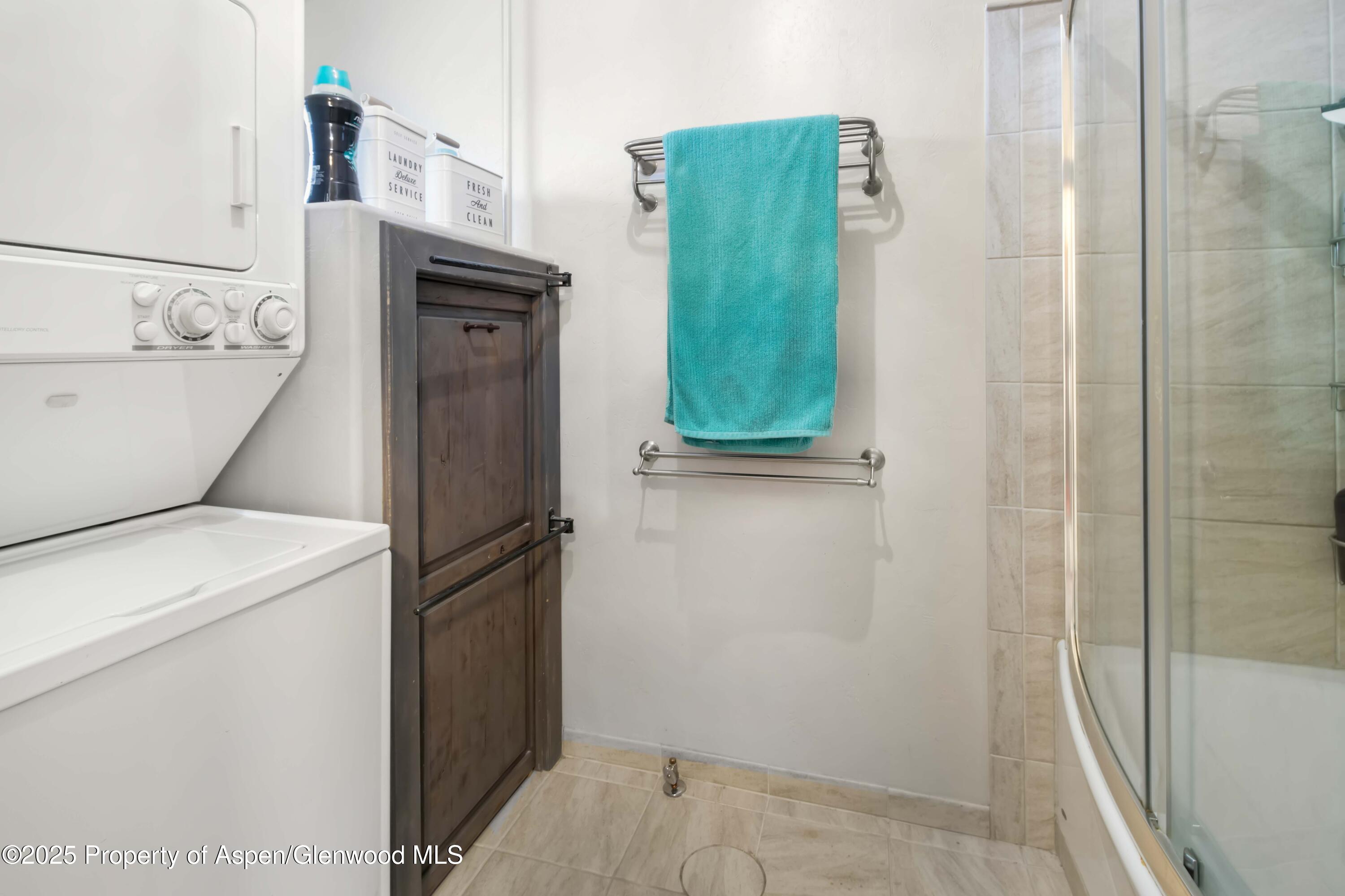 123 Village Lane Property Photo 12
