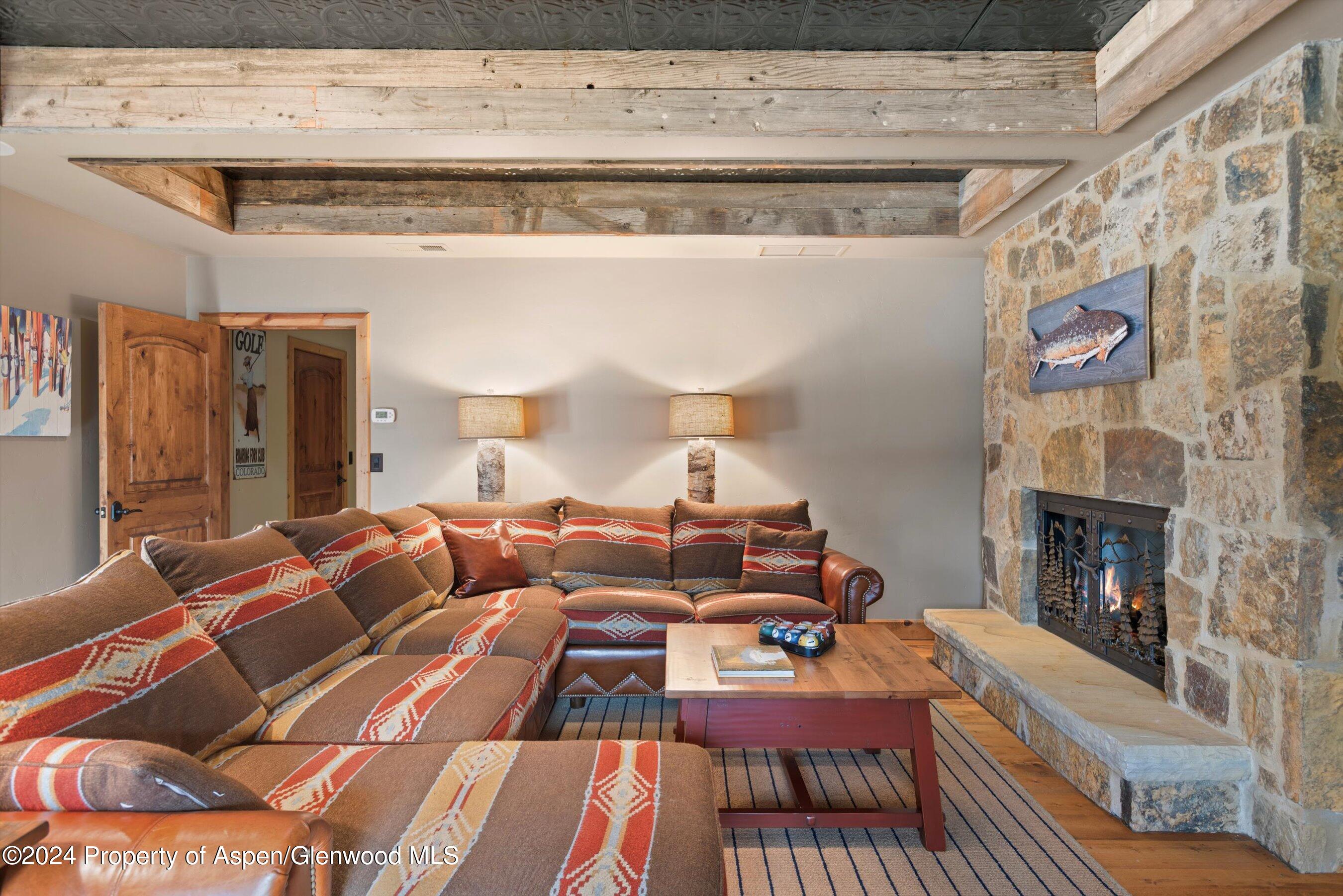776 Snowmass Creek Road Property Photo 14